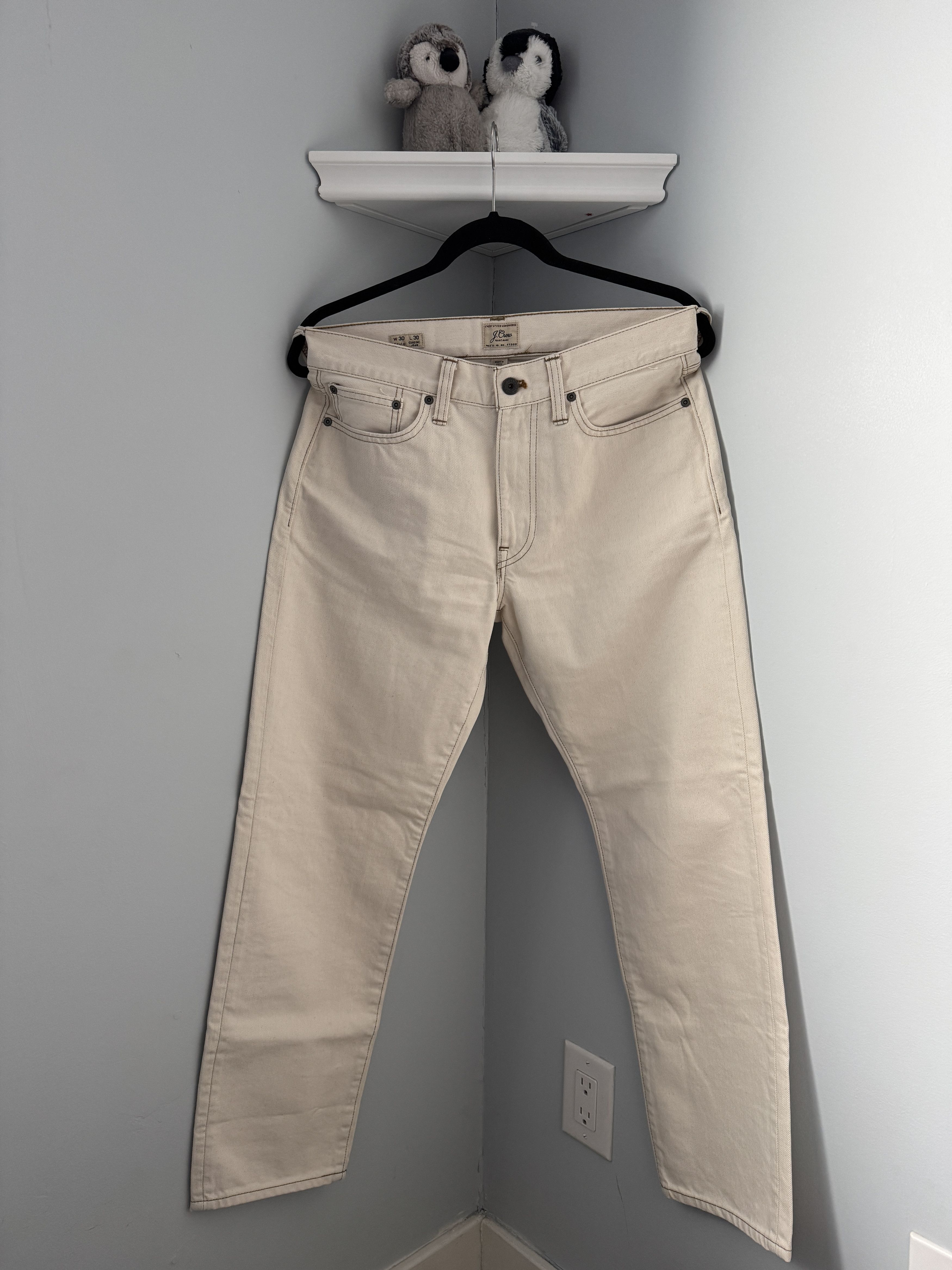 J.Crew Classic jean in natural seeded denim Size US 30 / EU 46 - 1 Thumbnail