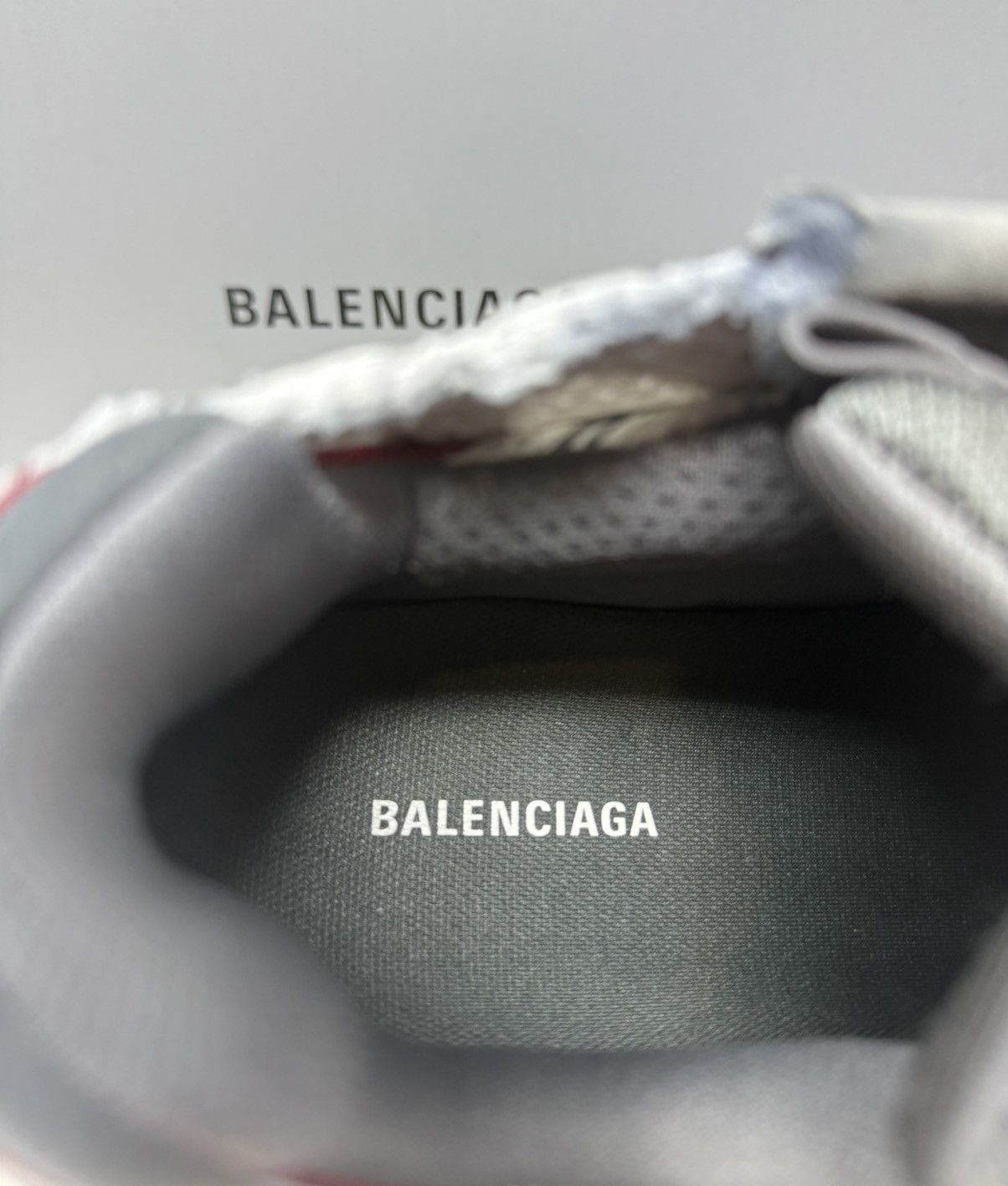 Balenciaga Balenciaga Runner Sneaker Red/Yellow Size US 8 / EU 41 - 8 Thumbnail