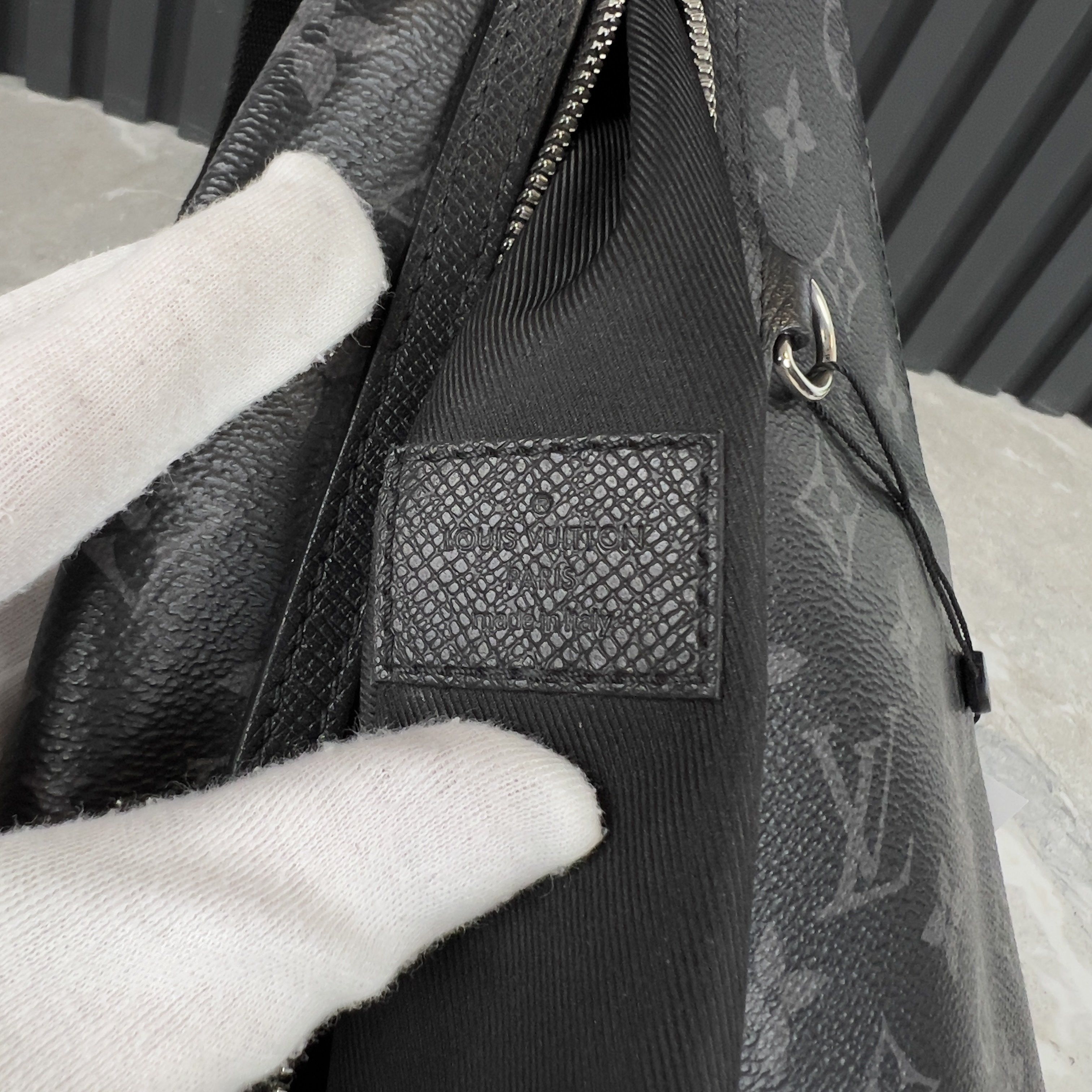 Louis Vuitton Duo Slingbag Taigarama Leather Monogram Eclipse Canvas Size ONE SIZE - 10 Thumbnail