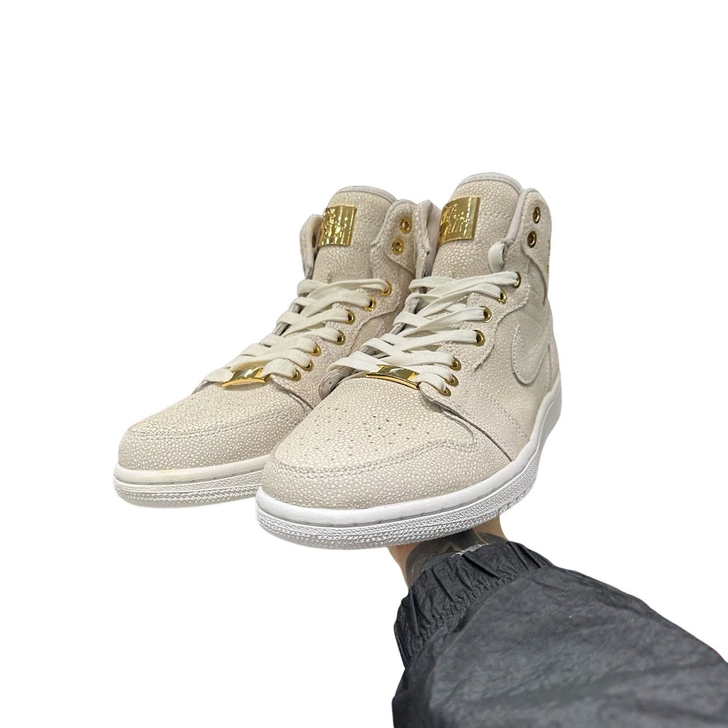 Nike Nike Air Jordan 1 Pinnacle White Hi-Top Sneakers US 8 Size US 8 / EU 41 - 1 Thumbnail