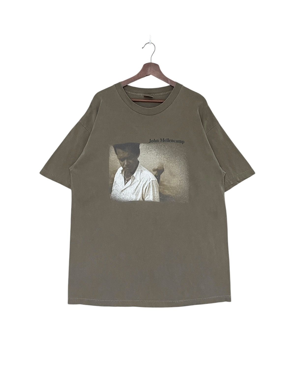 Band Tees Vintage Singer John Mellencamp T-shirt 1990s Size US L / EU 52-54 / 3 - 1 Thumbnail