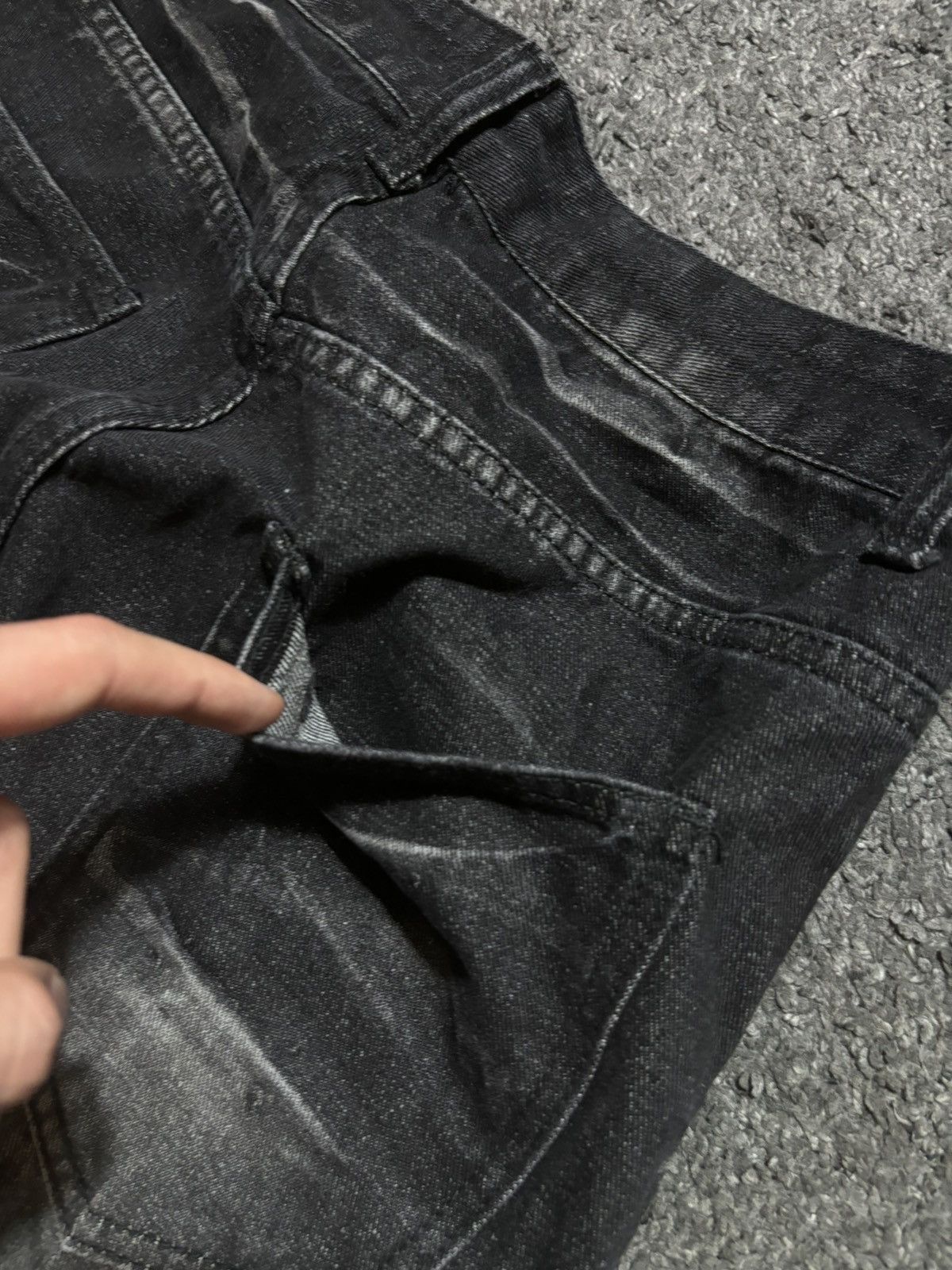 JNCO Vintage very rare wavy gradiant black washed baggy jeans Size US 32 / EU 48 - 18 Thumbnail