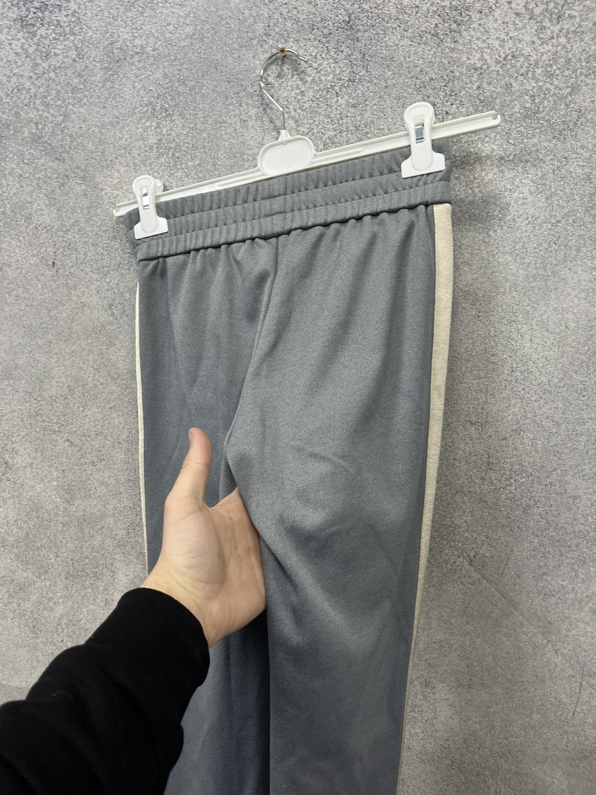Palm Angels Palm Angels Sweatpants Size US 26 / EU 42 - 9 Thumbnail
