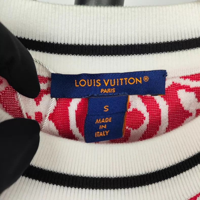 Louis Vuitton Louis Vuitton Red and white pattern presbyopic full print Size S / US 4 / IT 40 - 4 Thumbnail