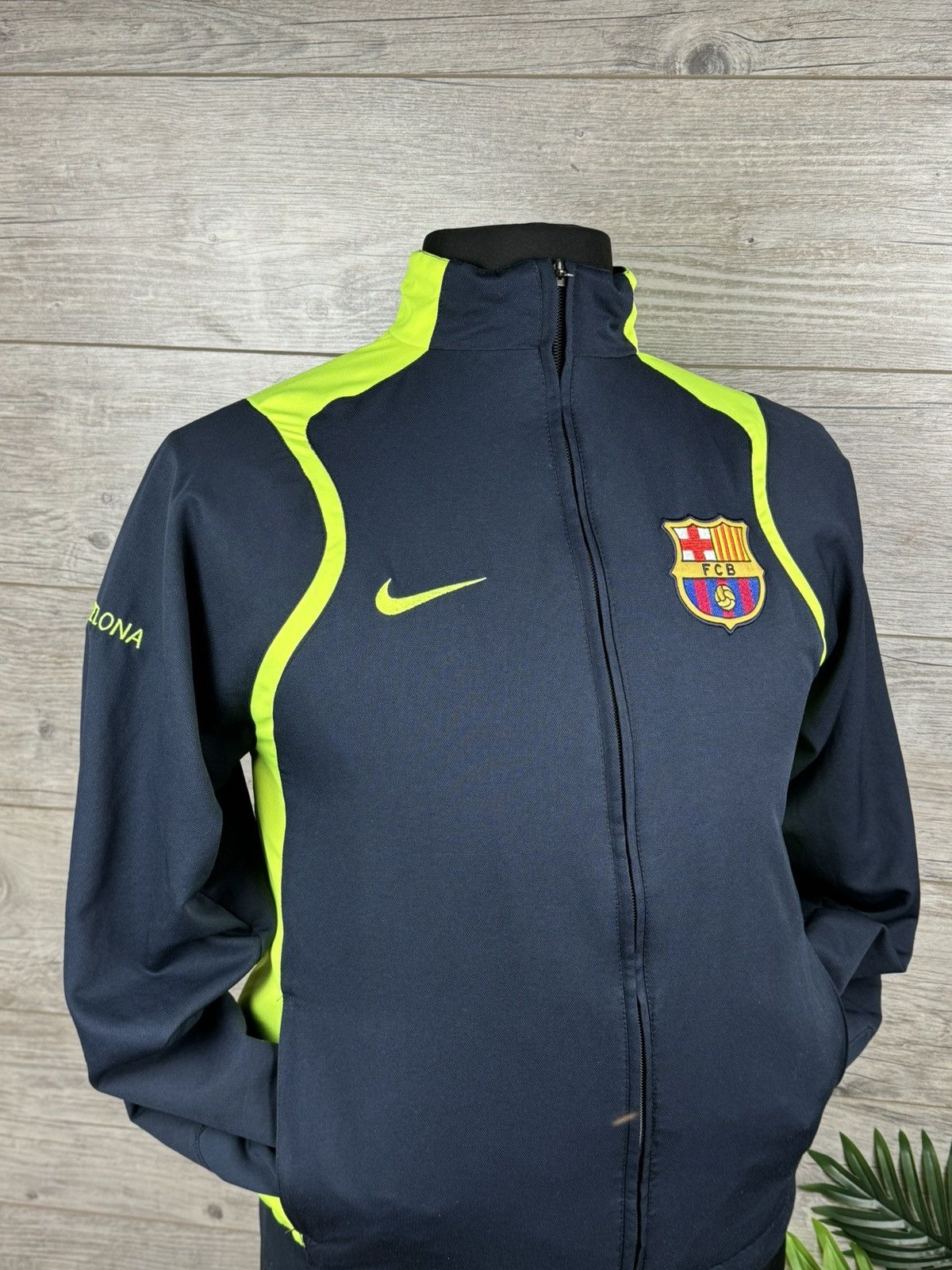 Nike 2005-06 Barcelona Nike Track Jacket Size S Size US S / EU 44-46 / 1 - 5 Thumbnail
