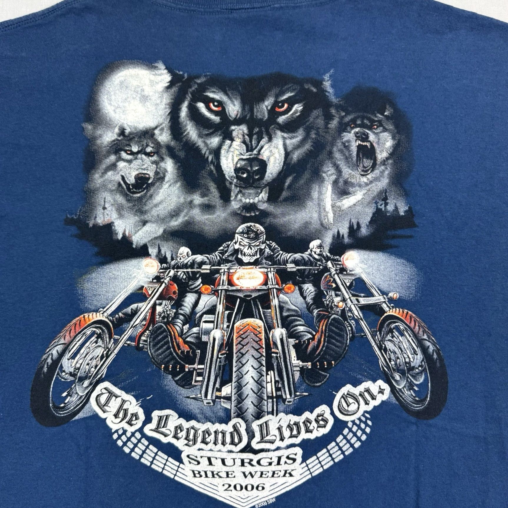 Delta VINTAGE Sturgis Bike Week 2006 T Shirt Adult Large Blue Moon Wolf Biker Rally Size US L / EU 52-54 / 3 - 2 Thumbnail