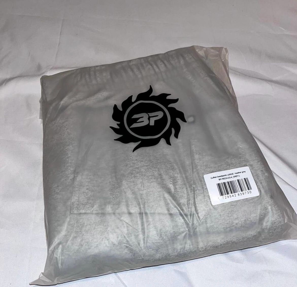 Broken Planet Broken Planet Cuffed Sweatpants (Heather Grey) - Large Size US 32 / EU 48 - 5 Thumbnail