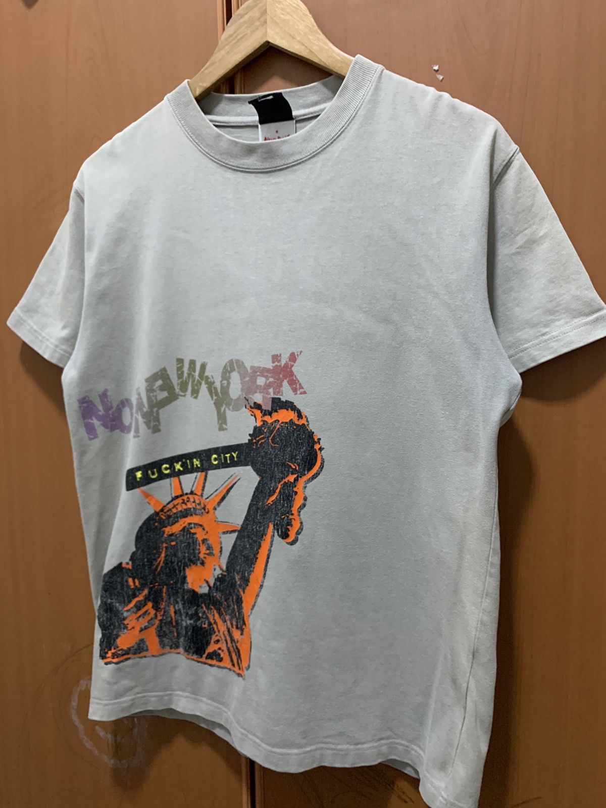 Japanese Brand No New York Fucki'in City Sun Faded Tee Size US M / EU 48-50 / 2 - 3 Thumbnail