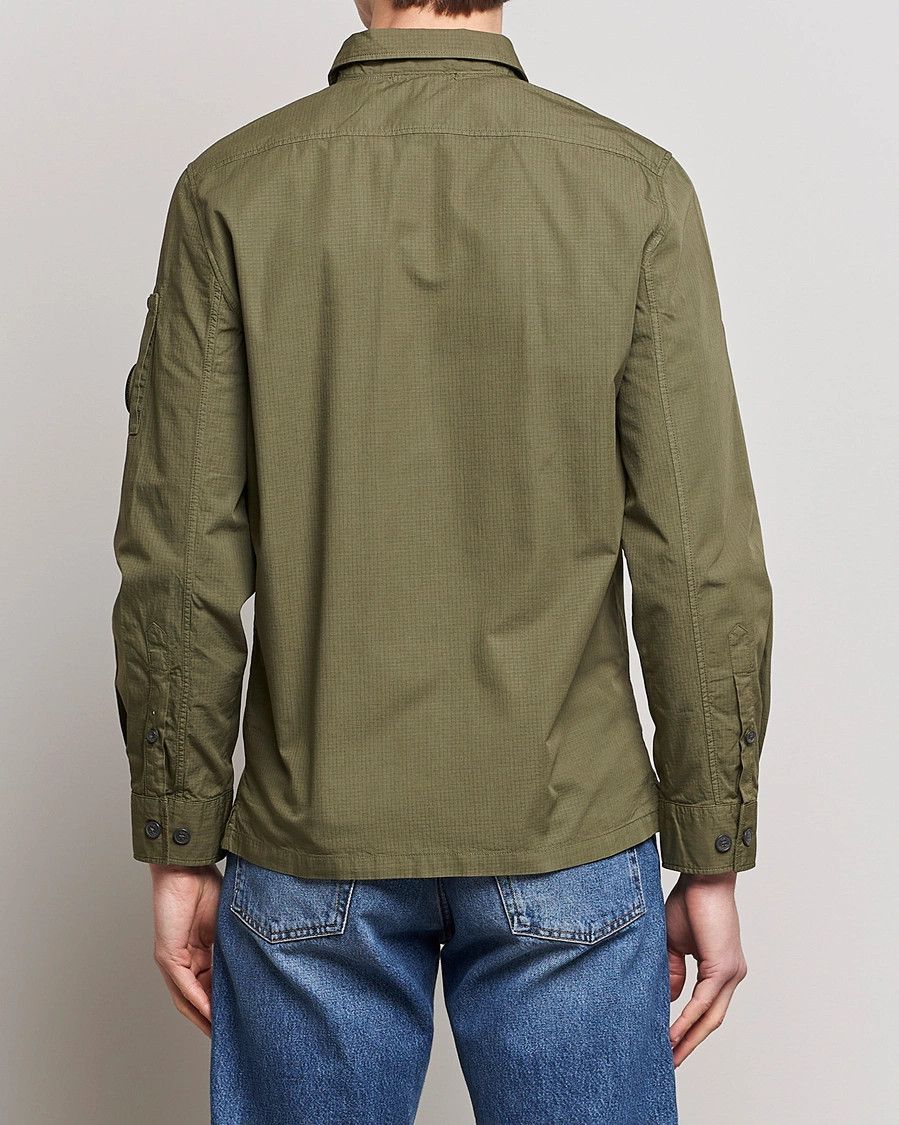 C.P. Company o1y1224 Solid Color Shirt in Military Green Size US XS / EU 42 / 0 - 4 Thumbnail