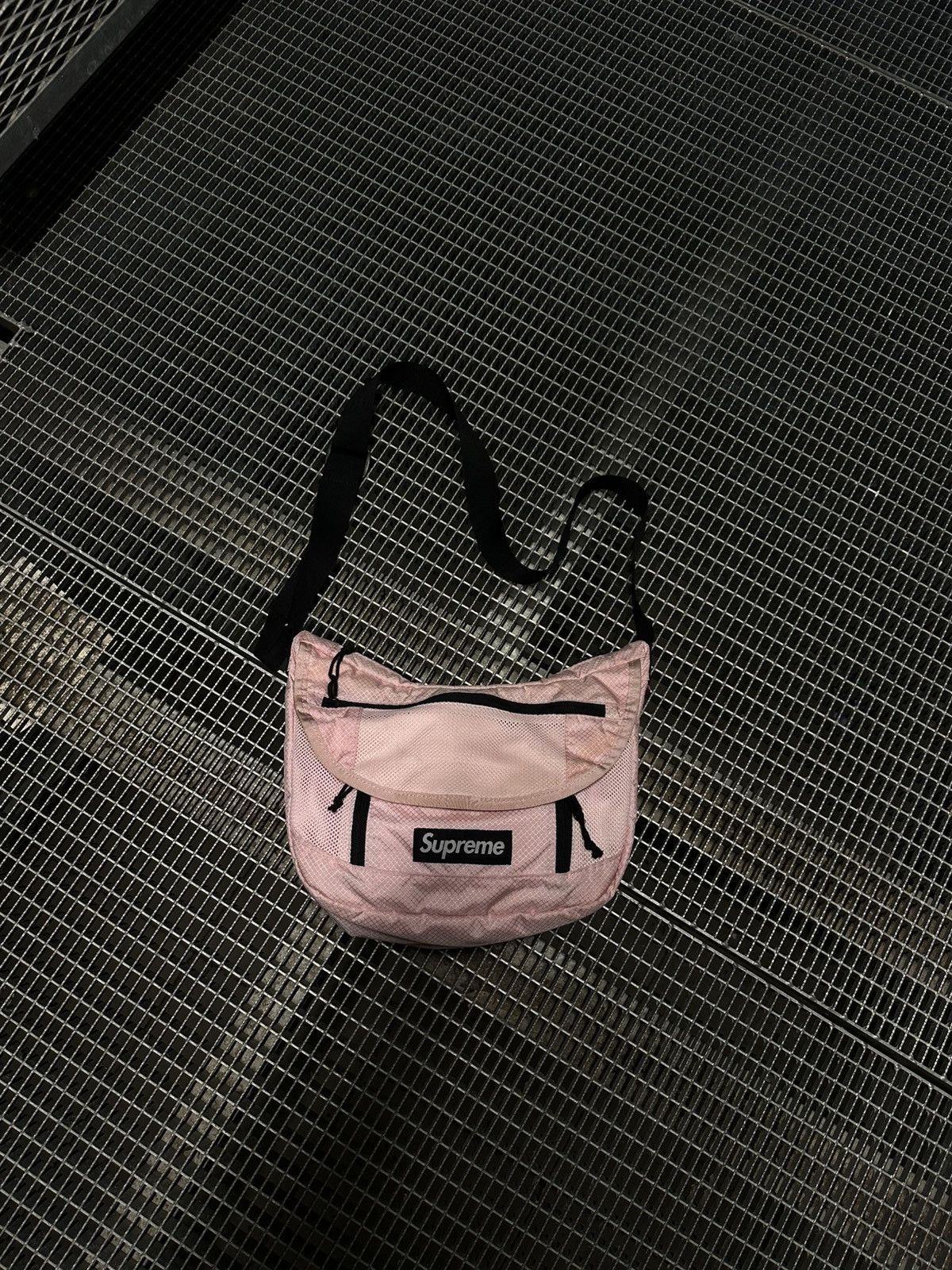 Supreme Pink Supreme bag Size ONE SIZE - 1 Thumbnail