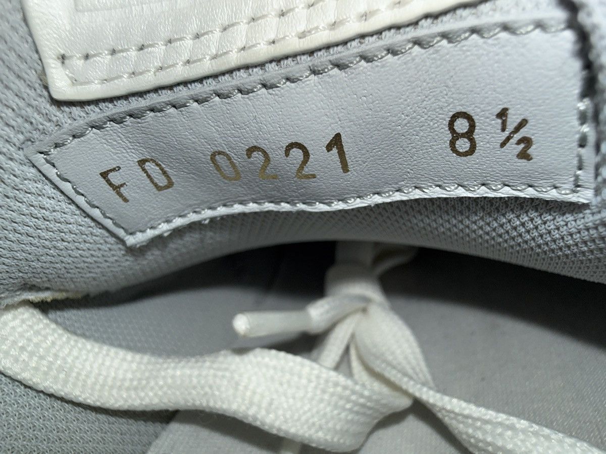 Louis Vuitton Louis Vuitton LV Sneaker Size US 9.5 / EU 42-43 - 6 Thumbnail