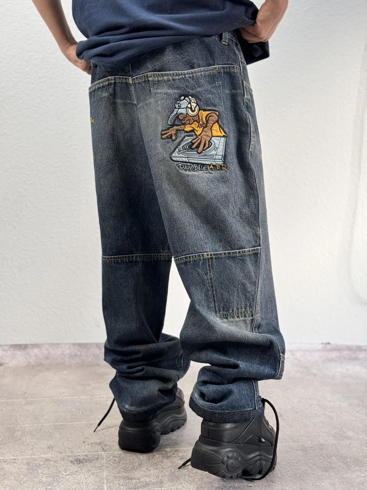 VINTAGE Y2K RAW BLUE BAGGY CYBER WING DENIM SEQUIN JEANS 36