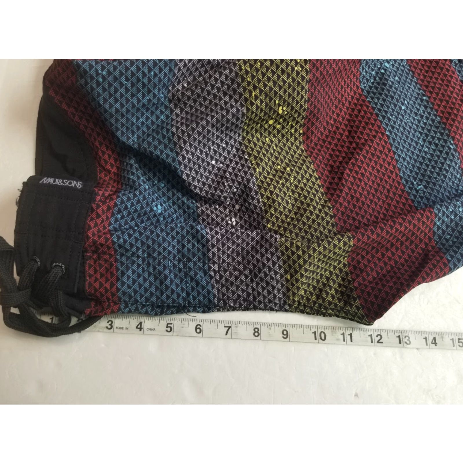 Swims Maui and Sons Board Shorts Men 32 Multicolor Shark 4 Way Stretch Swim Bottom Lifeguard Recreational Surfing Size US 32 / EU 48 - 5 Thumbnail