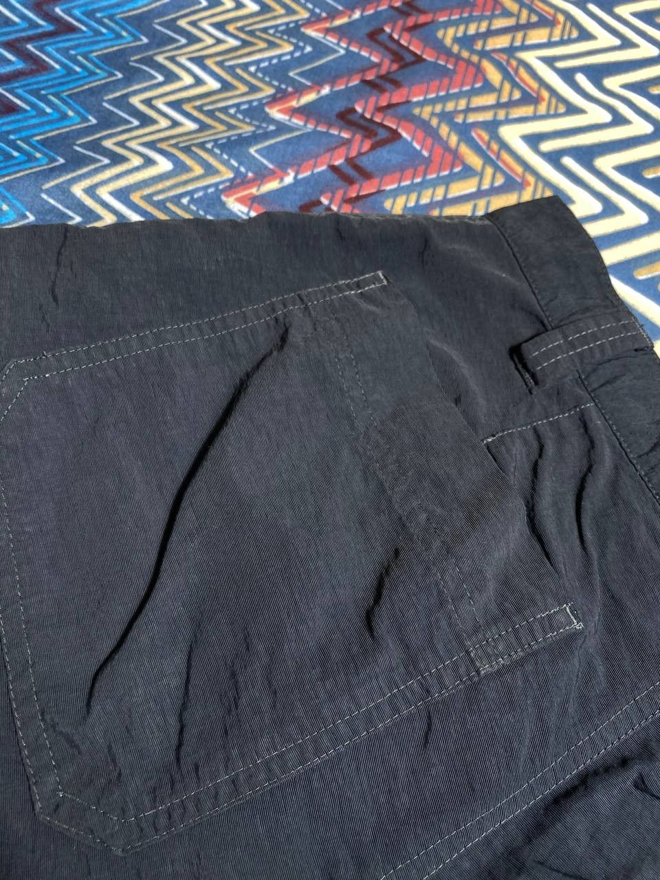 The North Face × Vintage Vintage Y2K The North Face Embroidered Logo Cargo Shorts Size US 30 / EU 46 - 18 Thumbnail