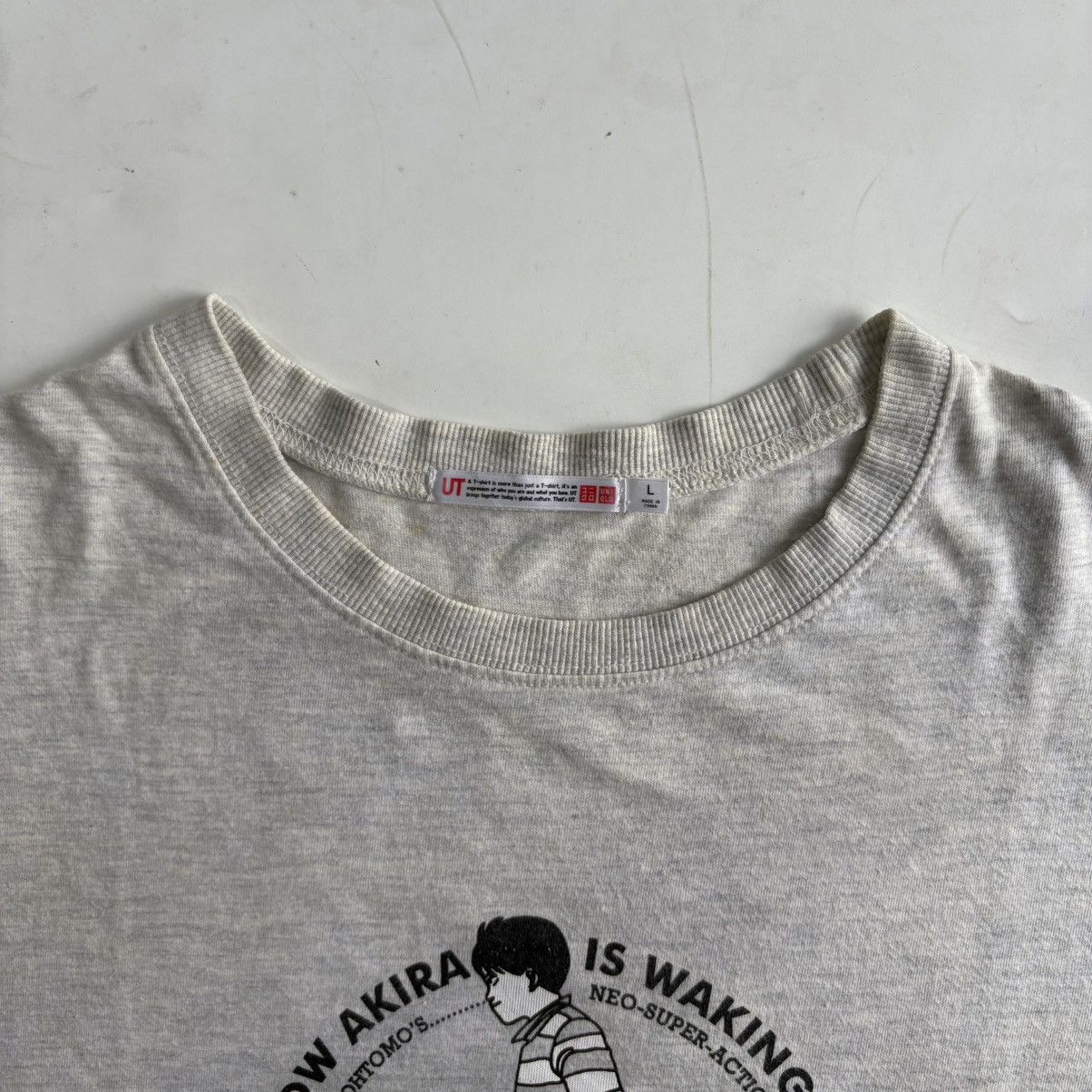 Anime Vintage Uniqlo Anime Tee Akira Young Magazine Size US L / EU 52-54 / 3 - 2 Thumbnail