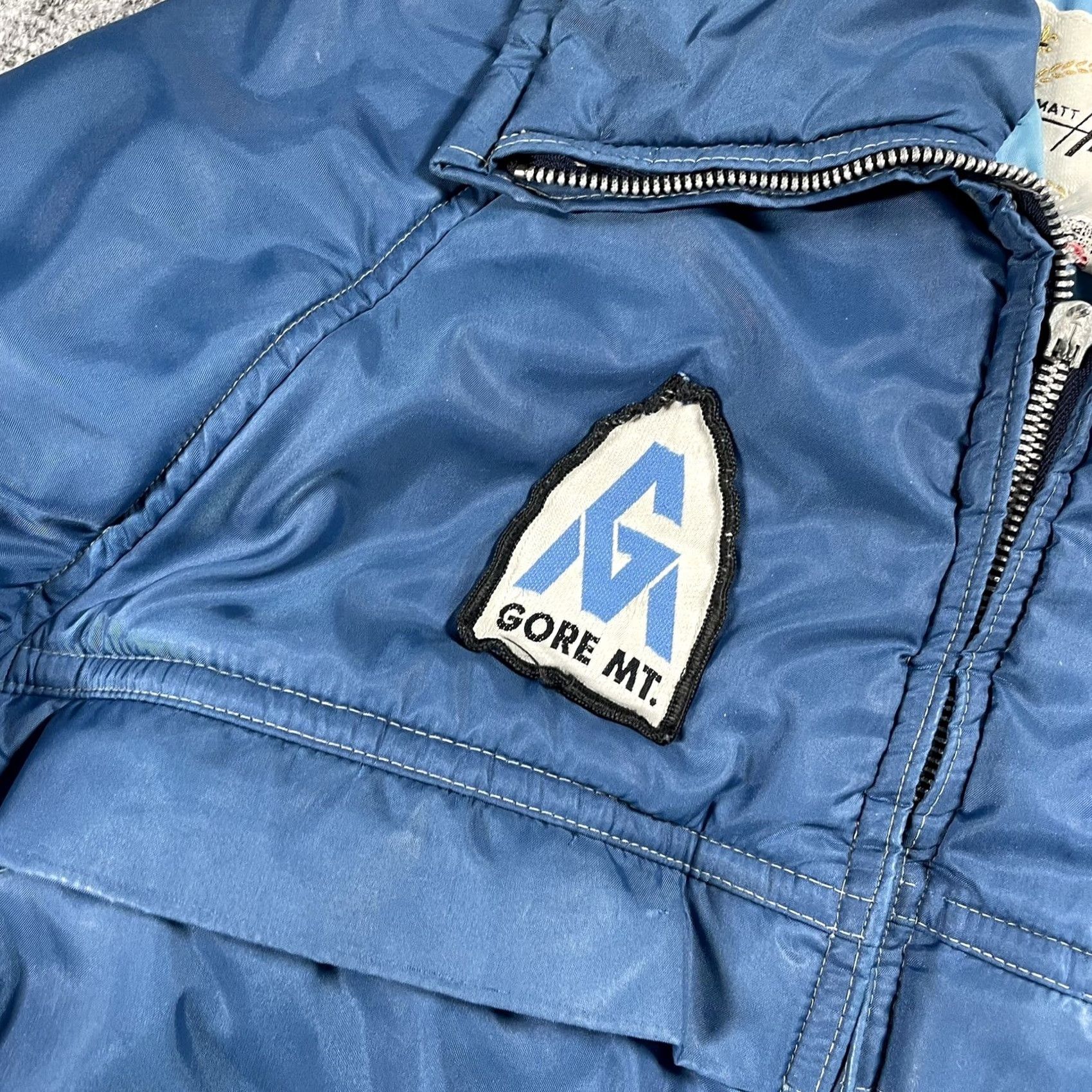 Vintage VINTAGE Matt Andrews Ski Jacket Small Souvenir Patch 1970s Nylon Puffer Blue Outdoor Mens Size US S / EU 44-46 / 1 - 5 Thumbnail