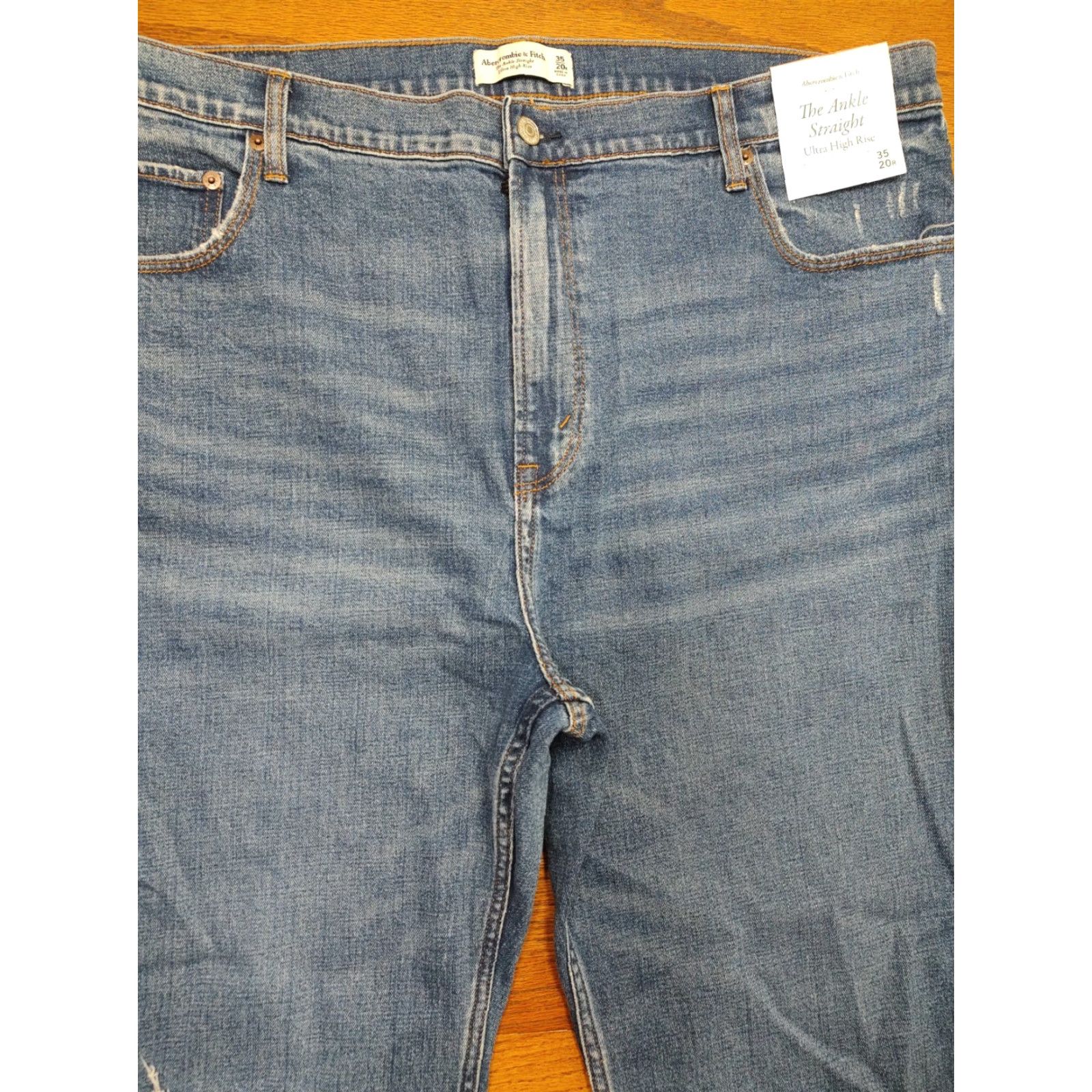 Abercrombie & Fitch VINTAGE Abercrombie & Fitch Ankle Jeans Distressed 90s City Womens Plus 20 Blue 27 Inseam 13 Rise 5-Pocket Denim Cotton Blend Zip Closure Size ONE SIZE - 3 Thumbnail
