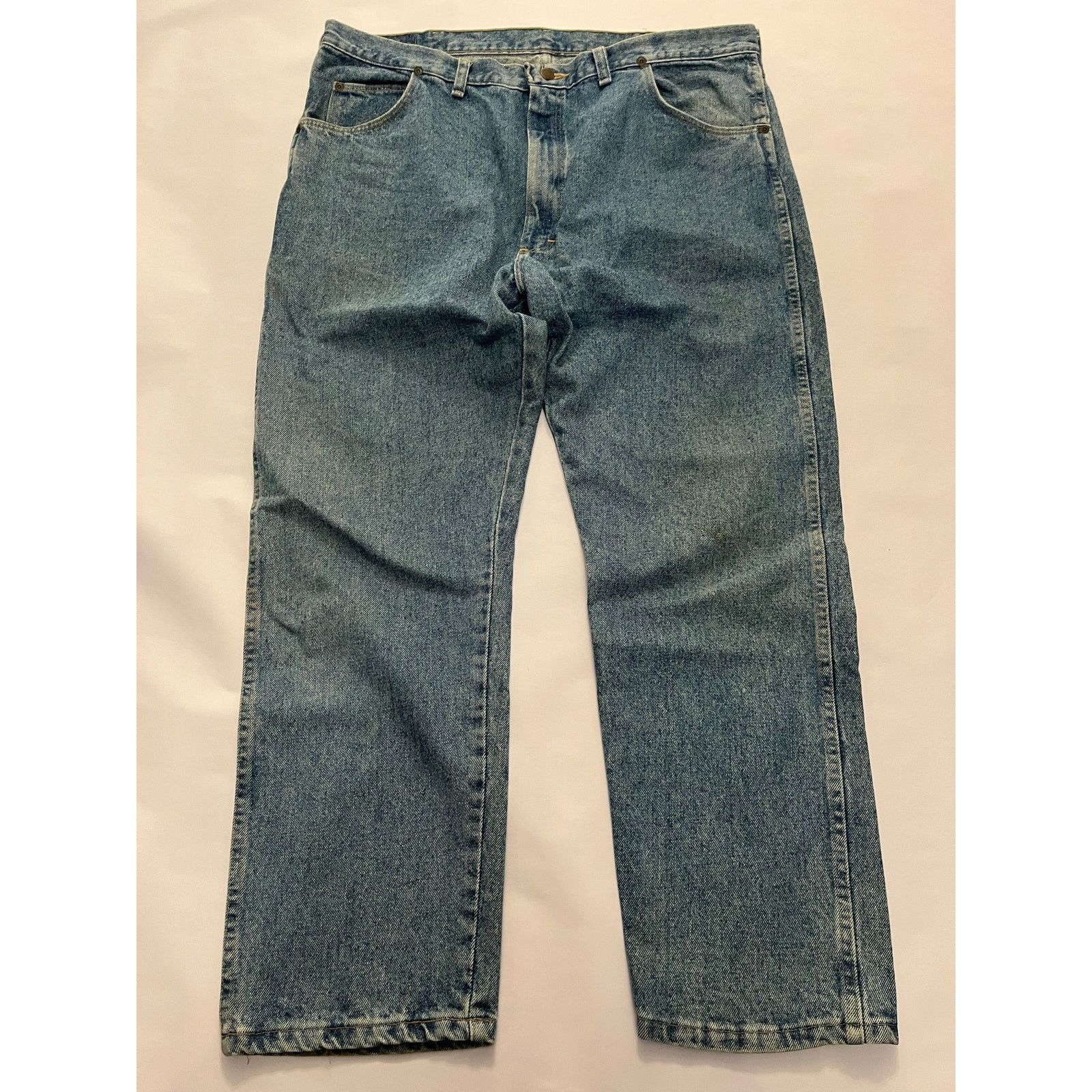 Wrangler Vintage Wrangler Jeans Straight Leg Faded 40x30 Made in USA Size US 40 / EU 56 - 1 Thumbnail