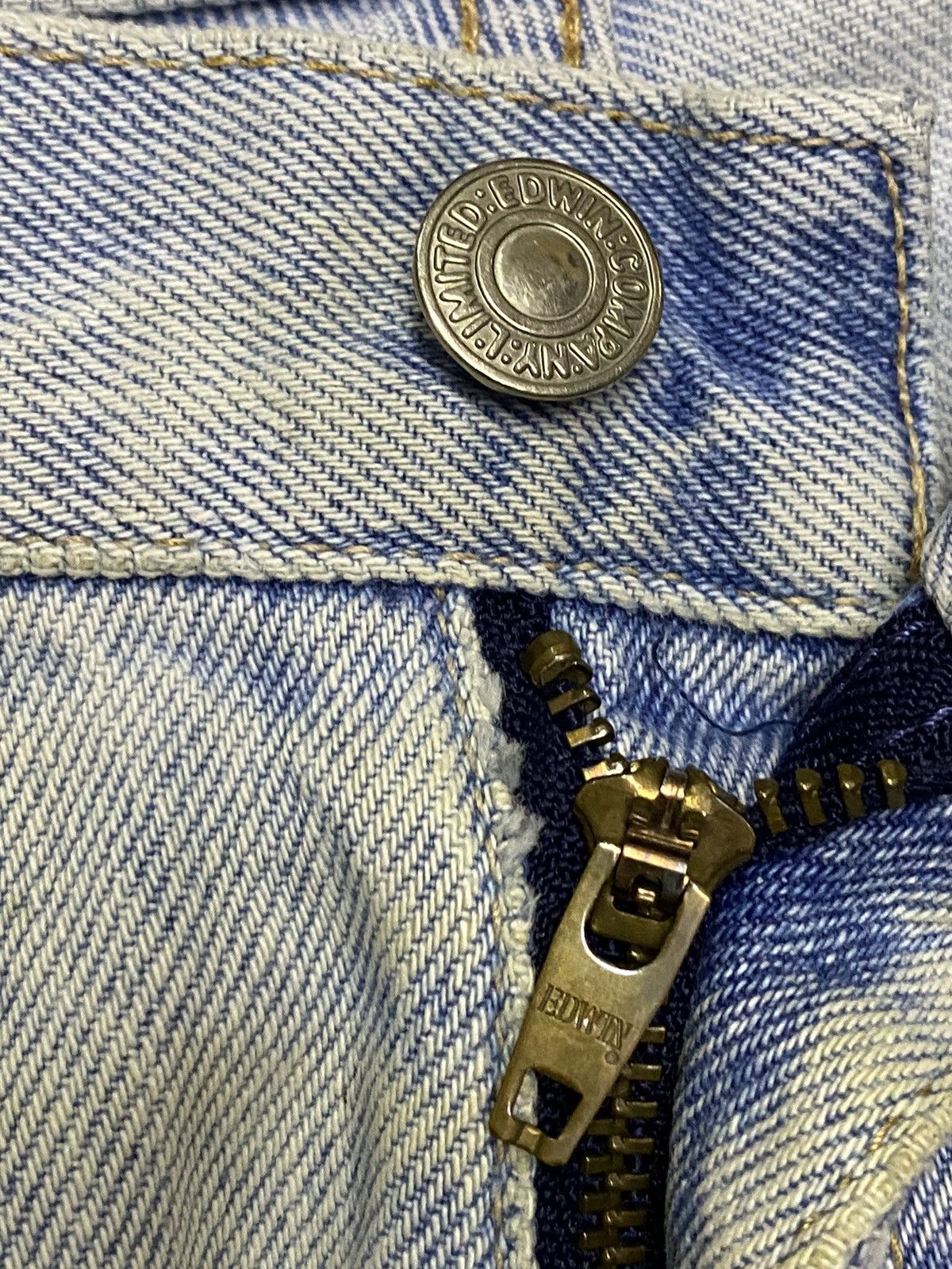 Edwin Vintage Edwin Only Genuine Faded Wash Distressed Loose Jeans Size US 32 / EU 48 - 10 Thumbnail
