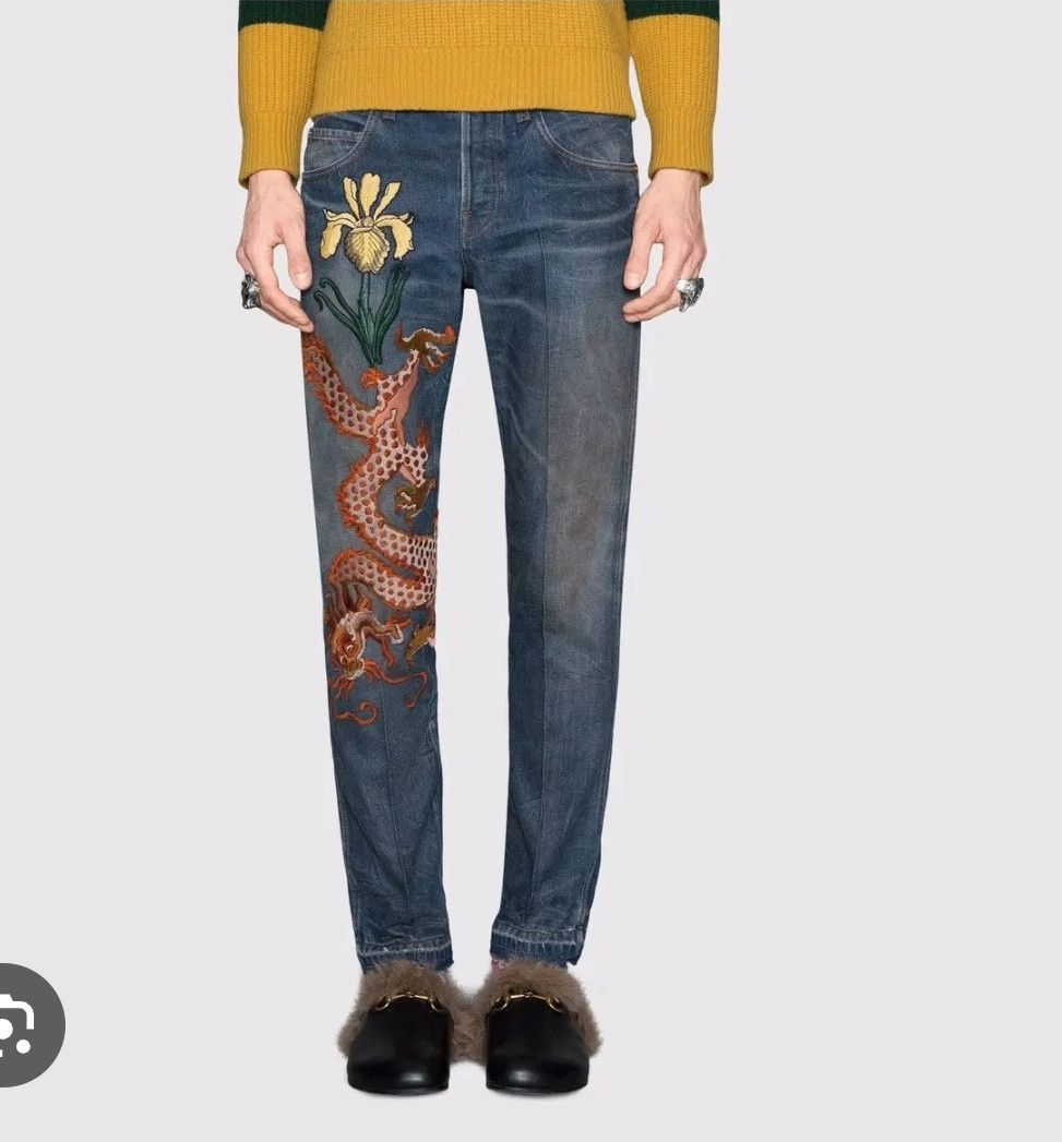 Gucci Gucci Embroidered Dragon Blue Jeans Size 32 NWT Size US 32 / EU 48 - 1 Thumbnail