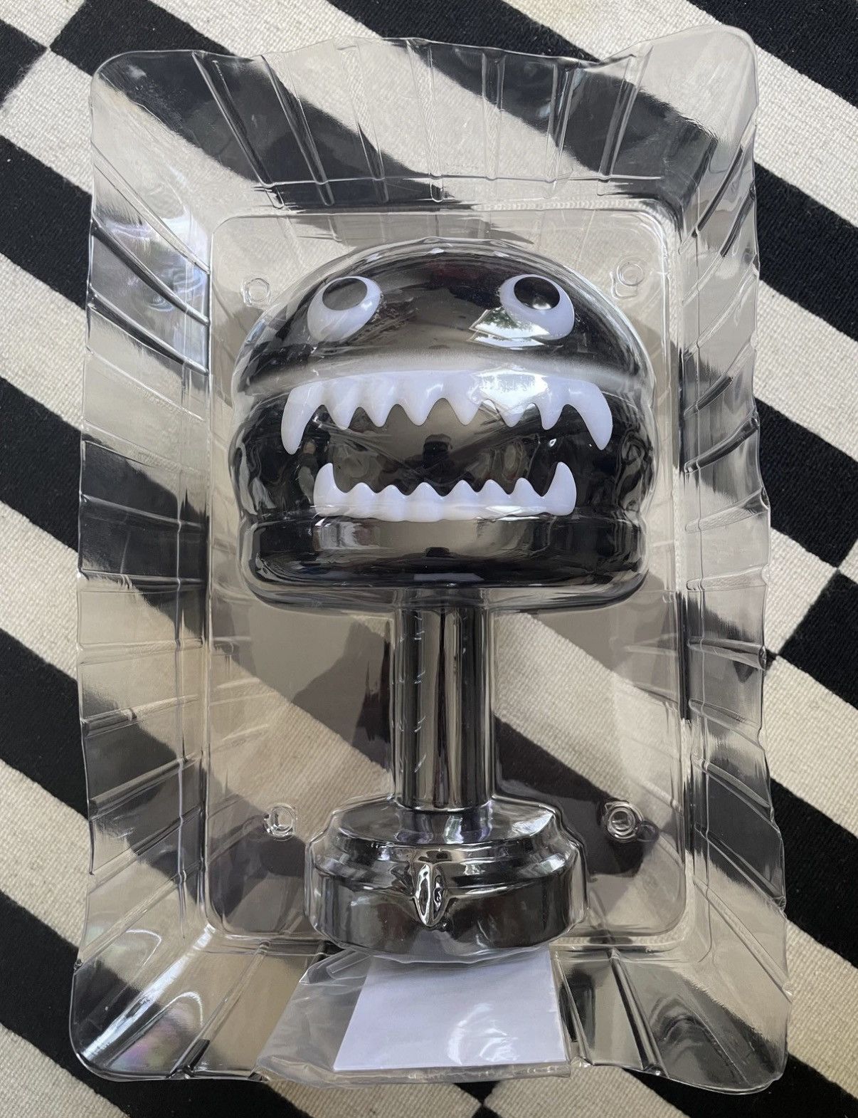 Undercover Undercover Jun TAKAHASHI Medicom Toys Burger Lamp Black Size ONE SIZE - 7 Thumbnail