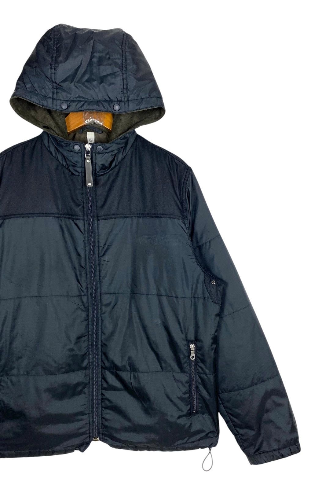 Uniqlo Rare‼️ Uniqlo Light Puffer Hoodie Size US M / EU 48-50 / 2 - 3 Thumbnail