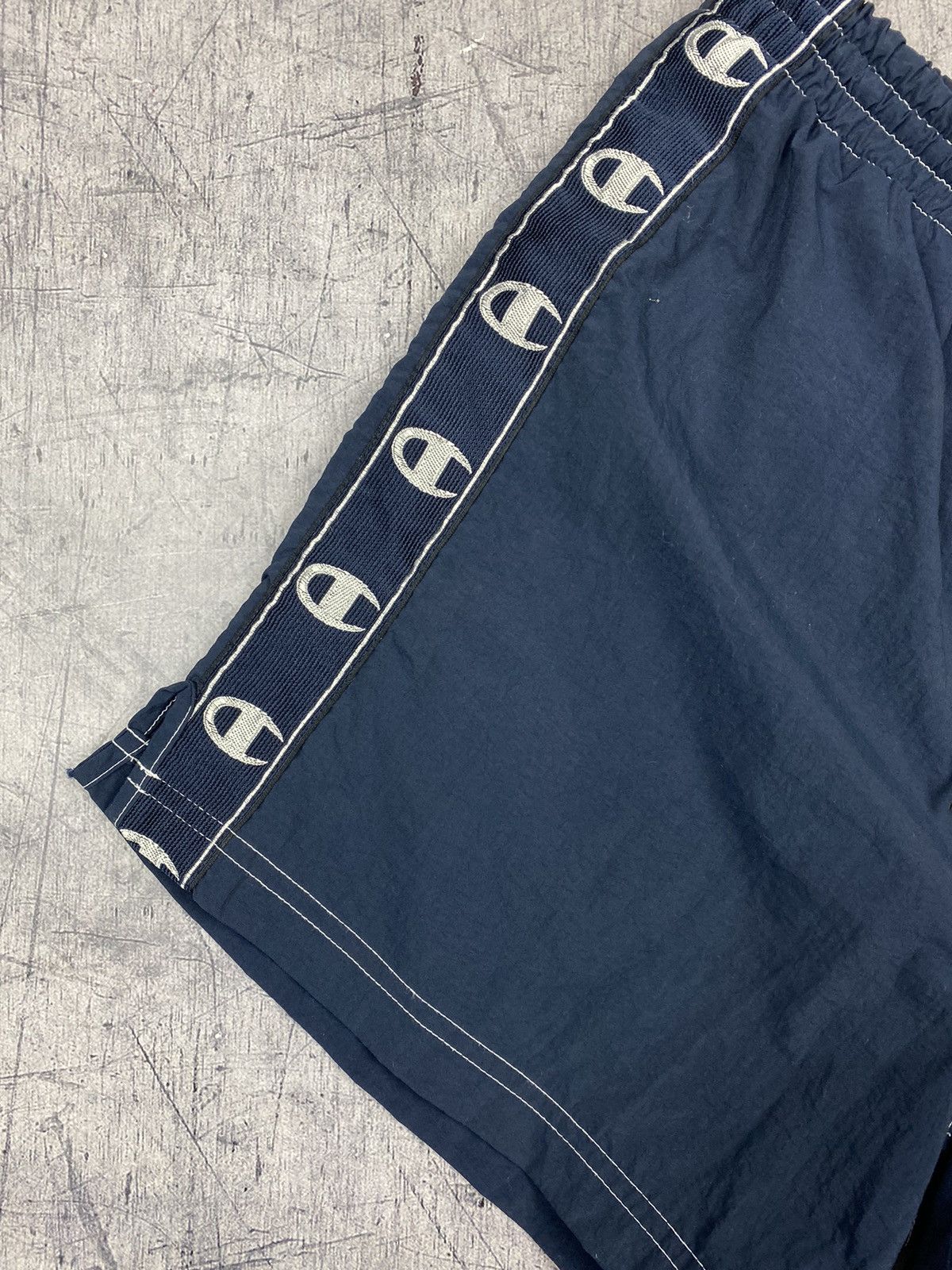 Champion × Vintage Vintage Champion Lampas Y2K Shorts Size S Size US 32 / EU 48 - 3 Thumbnail