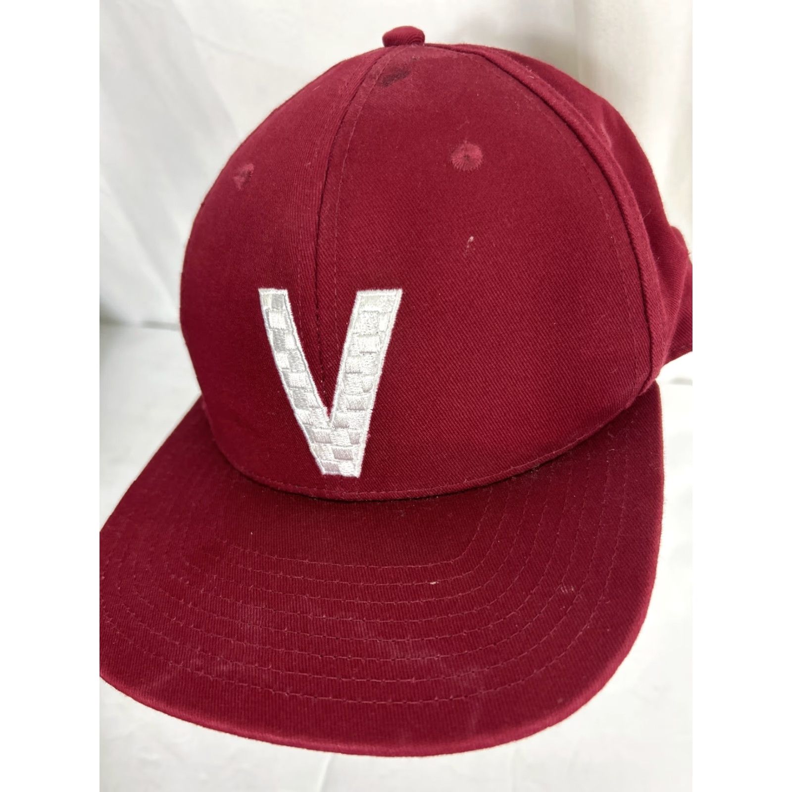 Vans Vans Snap Back Hat Maroon Adjustable V Embroidered Men One Size Red Navy Blue Snapback Size ONE SIZE - 3 Thumbnail