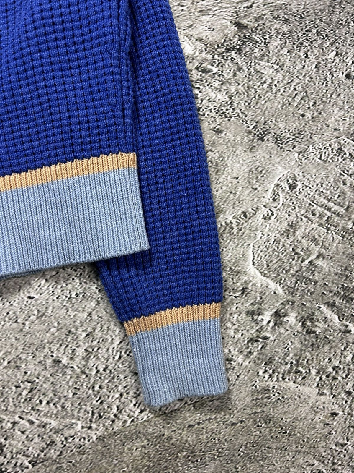 Marni × Uniqlo Marni Uniqlo Popcorn Knit V-neck Sweater blue Size M / US 6-8 / IT 42-44 - 10 Thumbnail