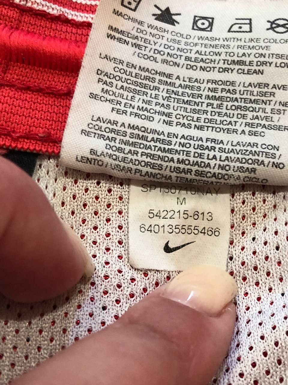 Nike Vintage Nike logo red shorts Y2K size M streetwear Size US 32 / EU 48 - 4 Thumbnail