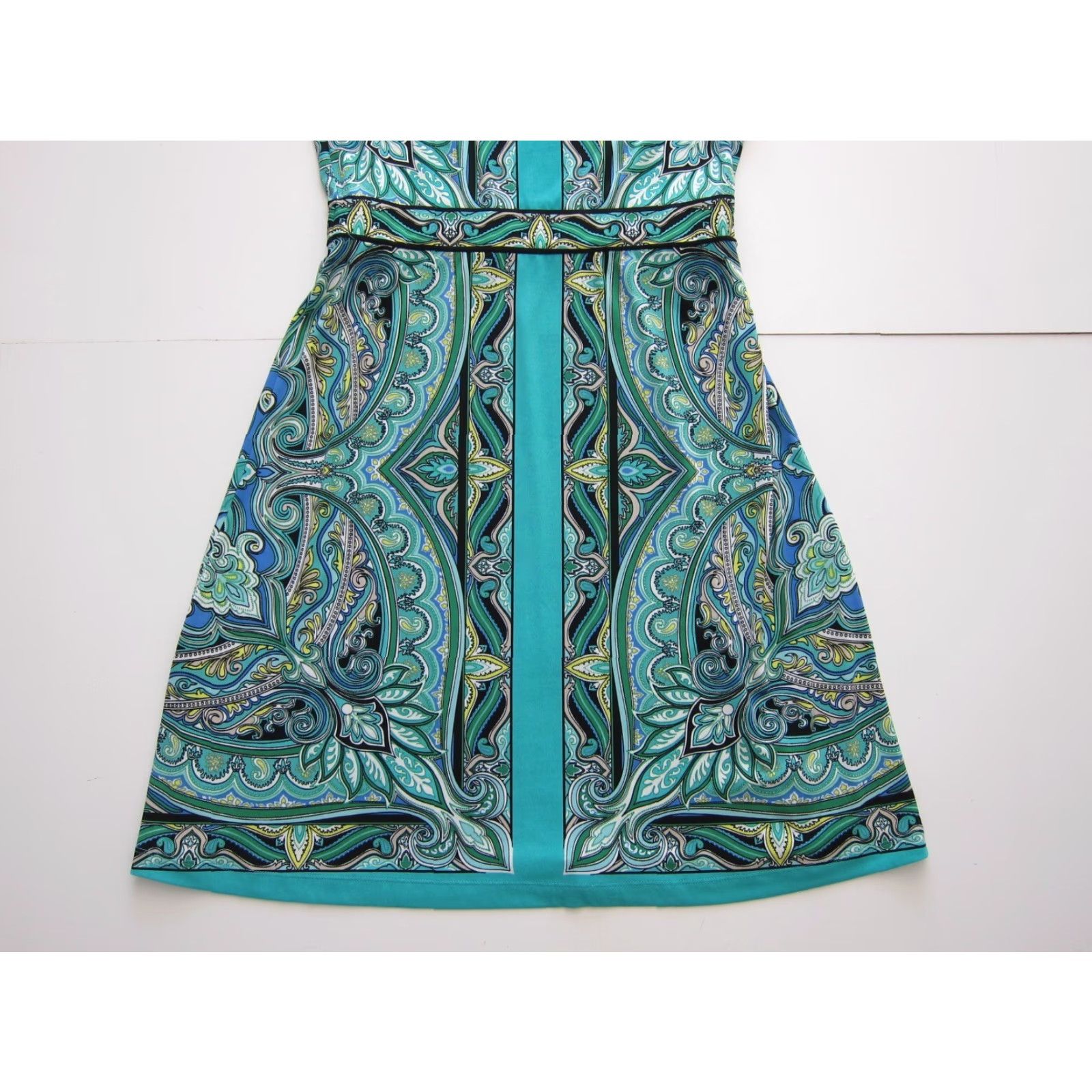 Apt. 9 Apt. 9 Green Yellow Black Floral Paisley Floral Cap Sleeve Sheath Shift Small Size ONE SIZE - 8 Thumbnail