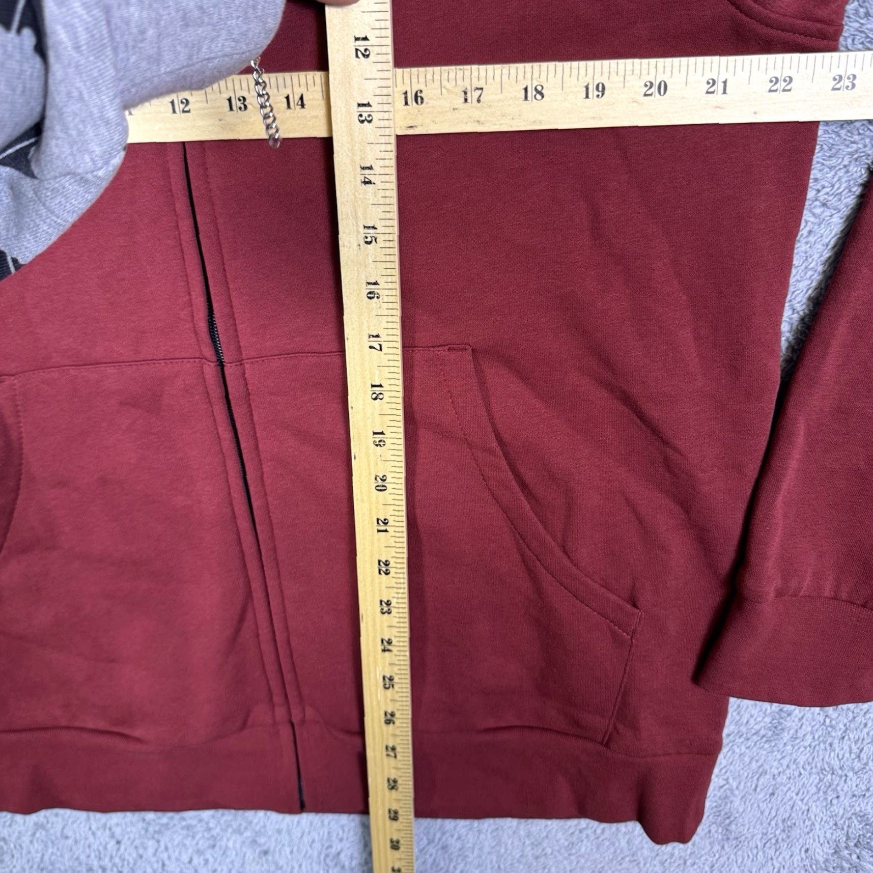 Oakley **Red Oakley Hoodie Mens 2XL Full Zip Fleece Sweatshirt Jacket** User: Red Oakley Hoodie Mens 2XL Full Zip Fleece Sweatshirt Jacket Size US XXL / EU 58 / 5 - 7 Thumbnail
