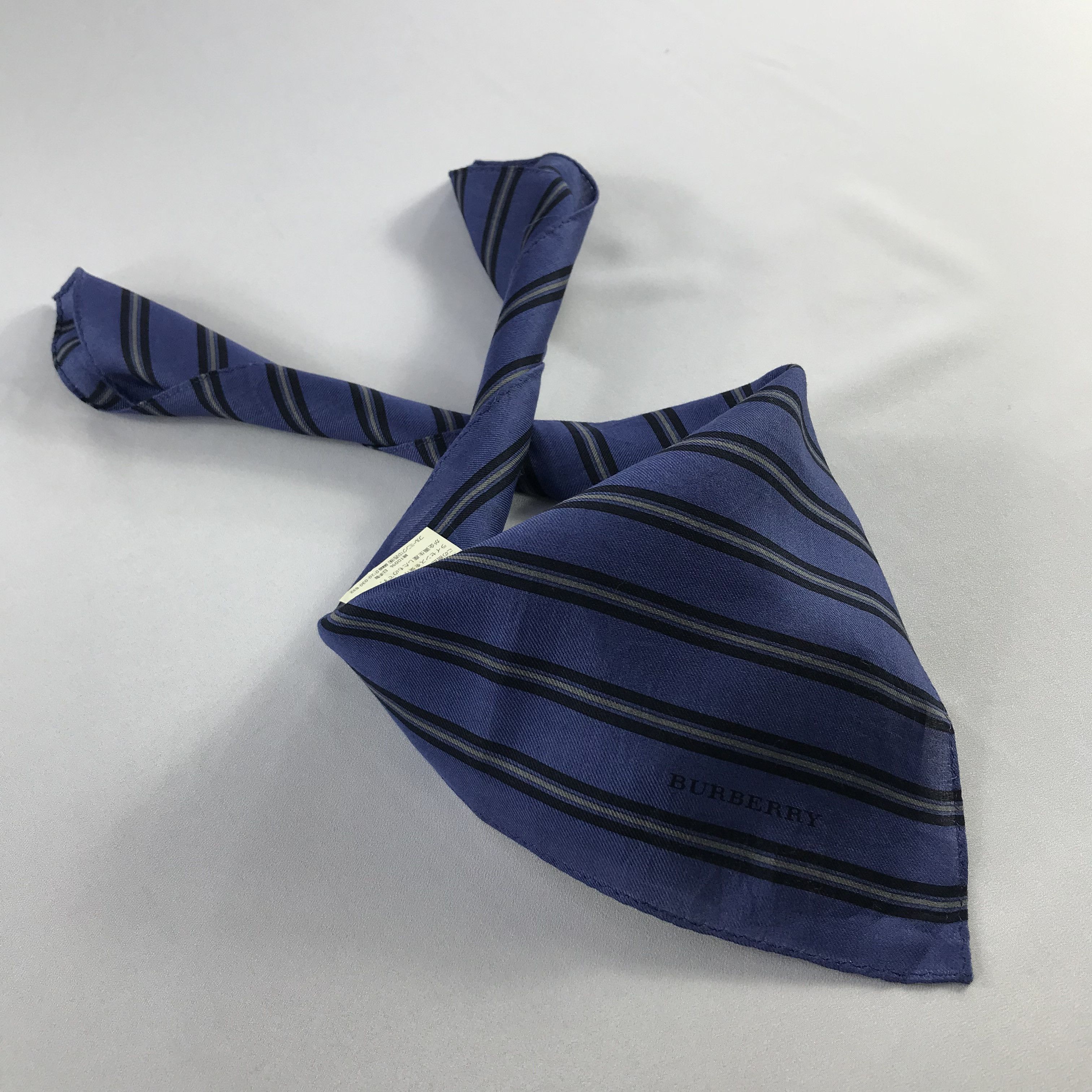 Burberry Burberry Handkerchief / Bandana / Neckerchief C624 Size ONE SIZE - 2 Thumbnail
