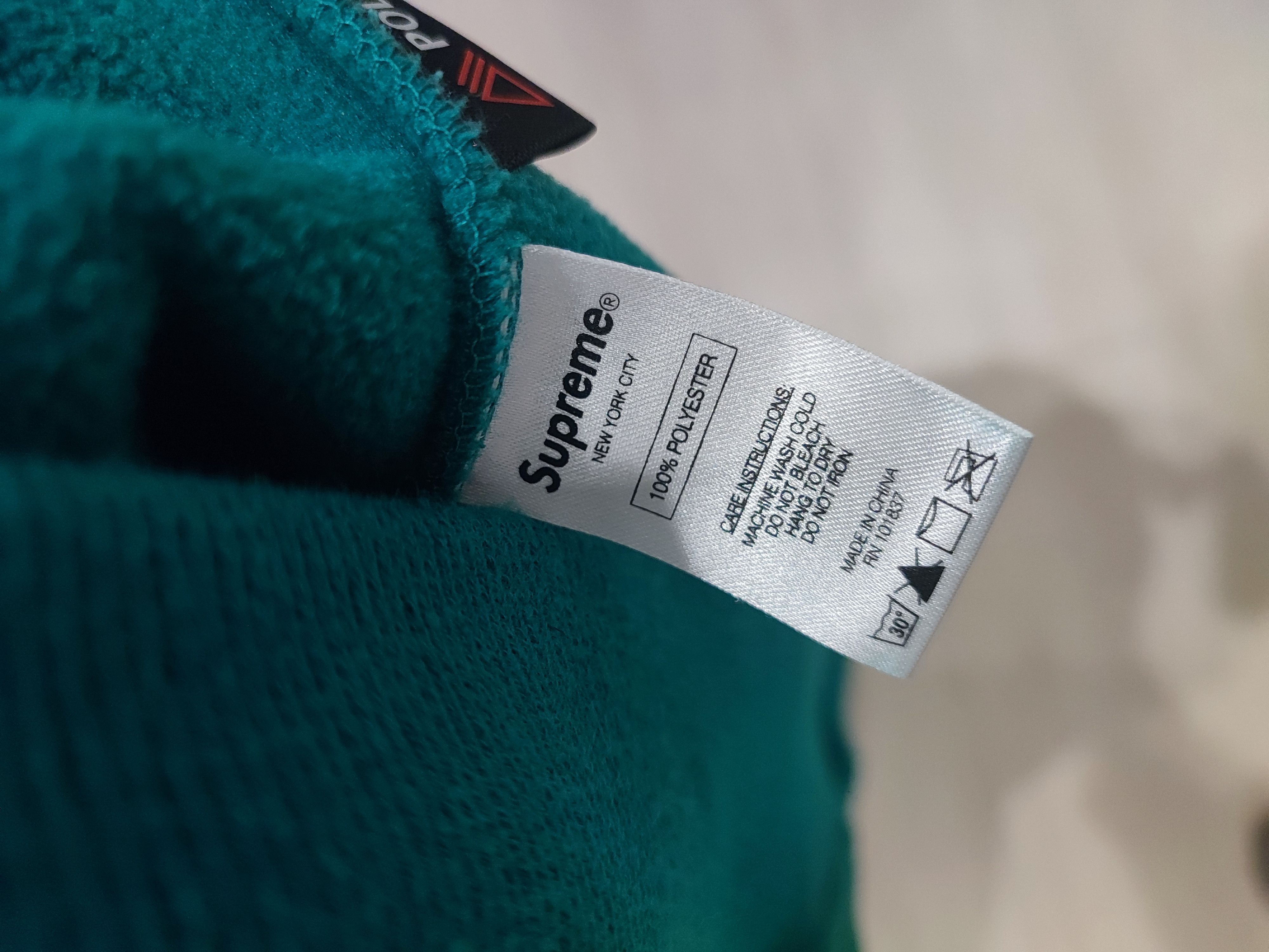Supreme fw16 supreme polartec fleece crewneck teal small box logo Size US M / EU 48-50 / 2 - 7 Thumbnail