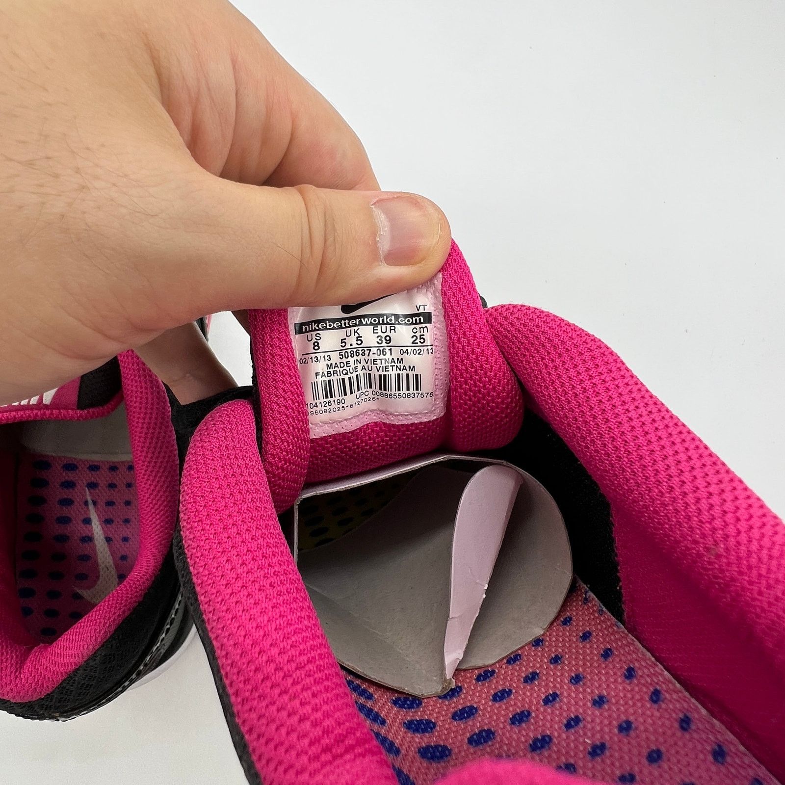 Nike Nike Women's Athletic Shoes Size 8 Pink and Black Size US 8 / IT 38 - 7 Thumbnail