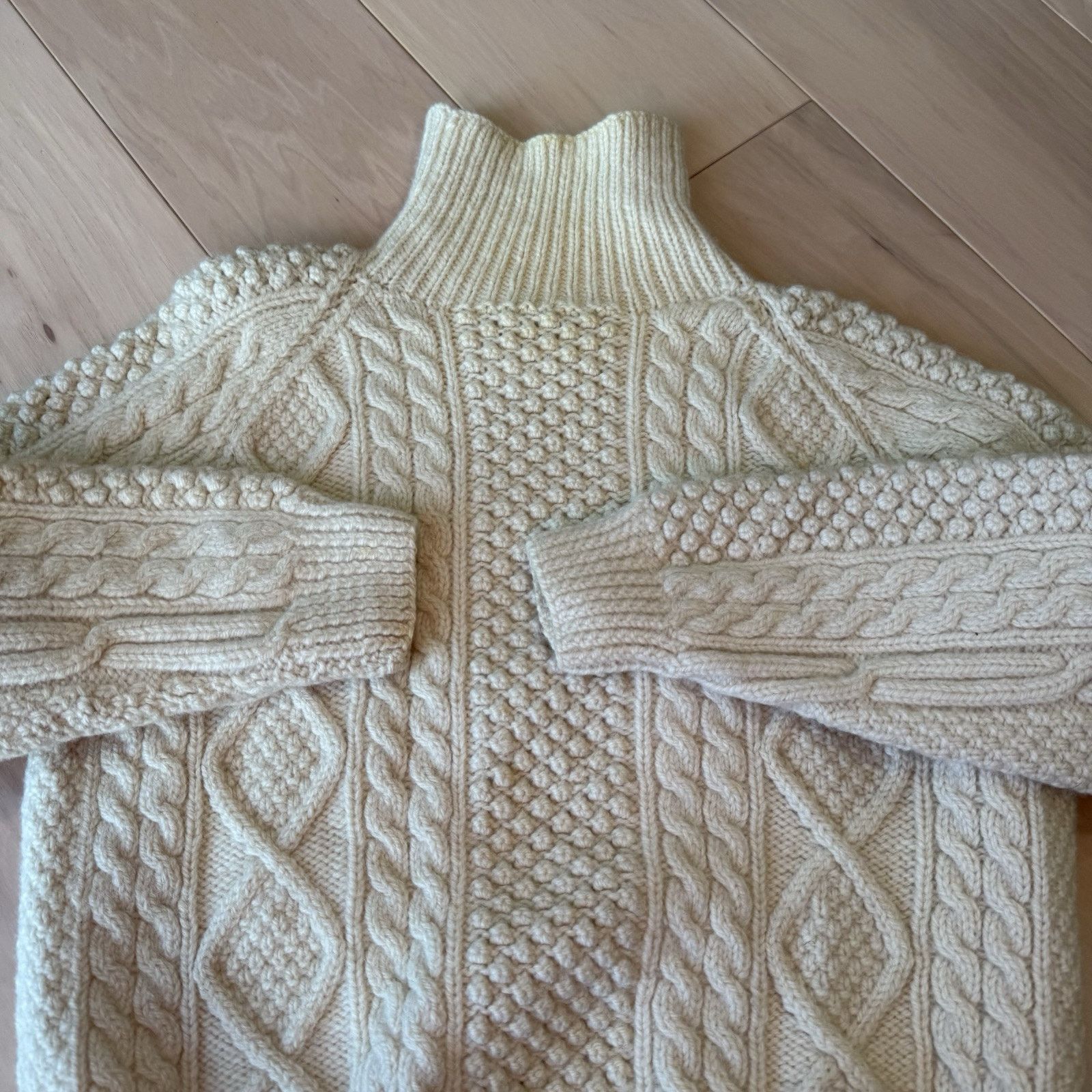 Heron Garment Sweater Small Cream Wool Irish Fisherman
