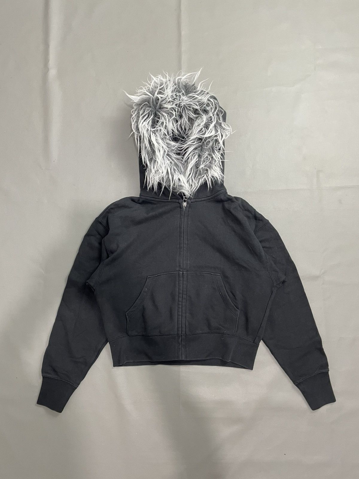 Japanese Brand Japanese uniqlo zip fur hoodie Size US S / EU 44-46 / 1 - 1 Thumbnail