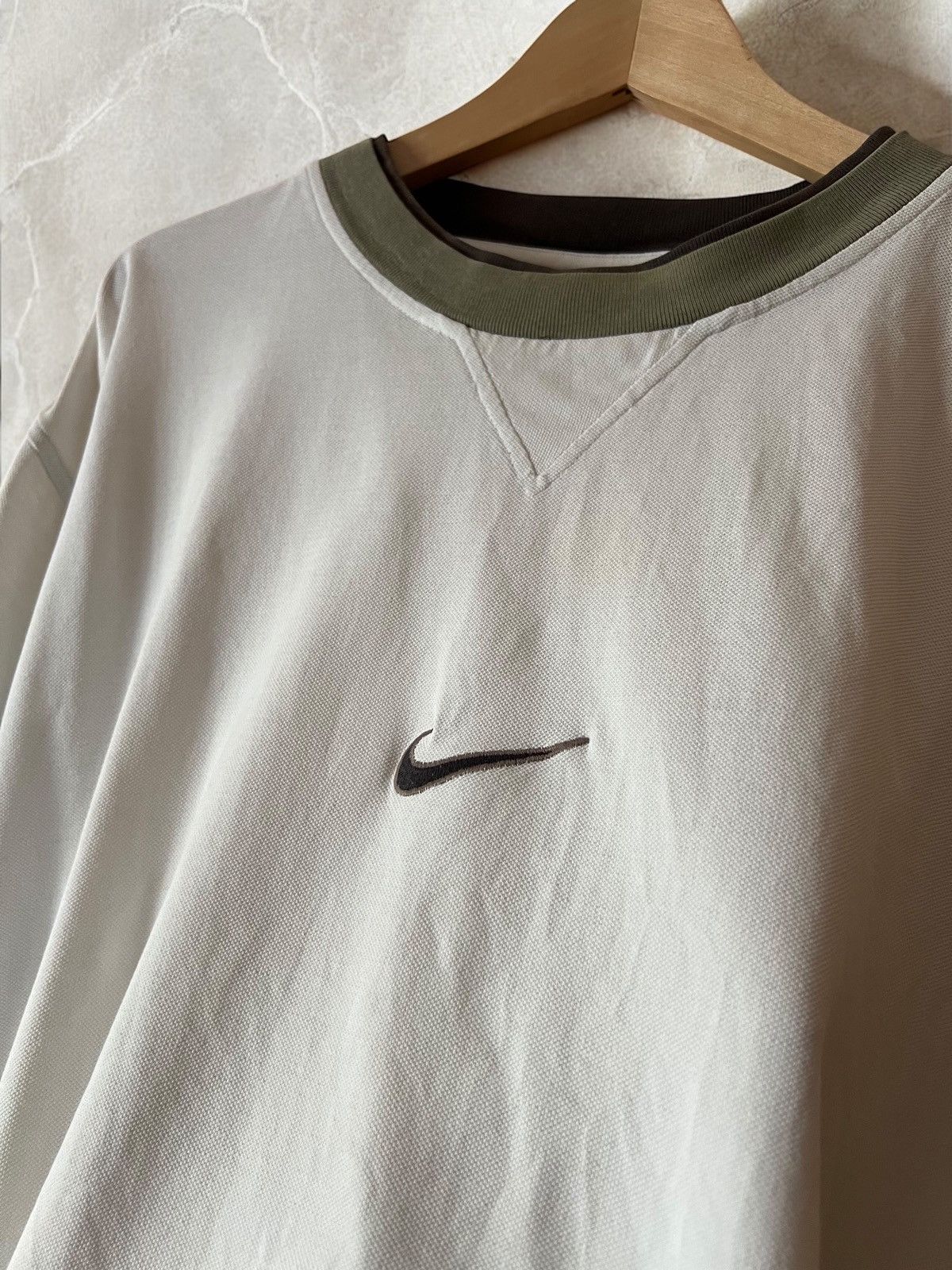 Nike × Vintage NIKE VINTAGE 90s “DOUBLE NECK CENTRE SWOOSH LOGO Tee T SHIRT Size US XL / EU 56 / 4 - 3 Thumbnail
