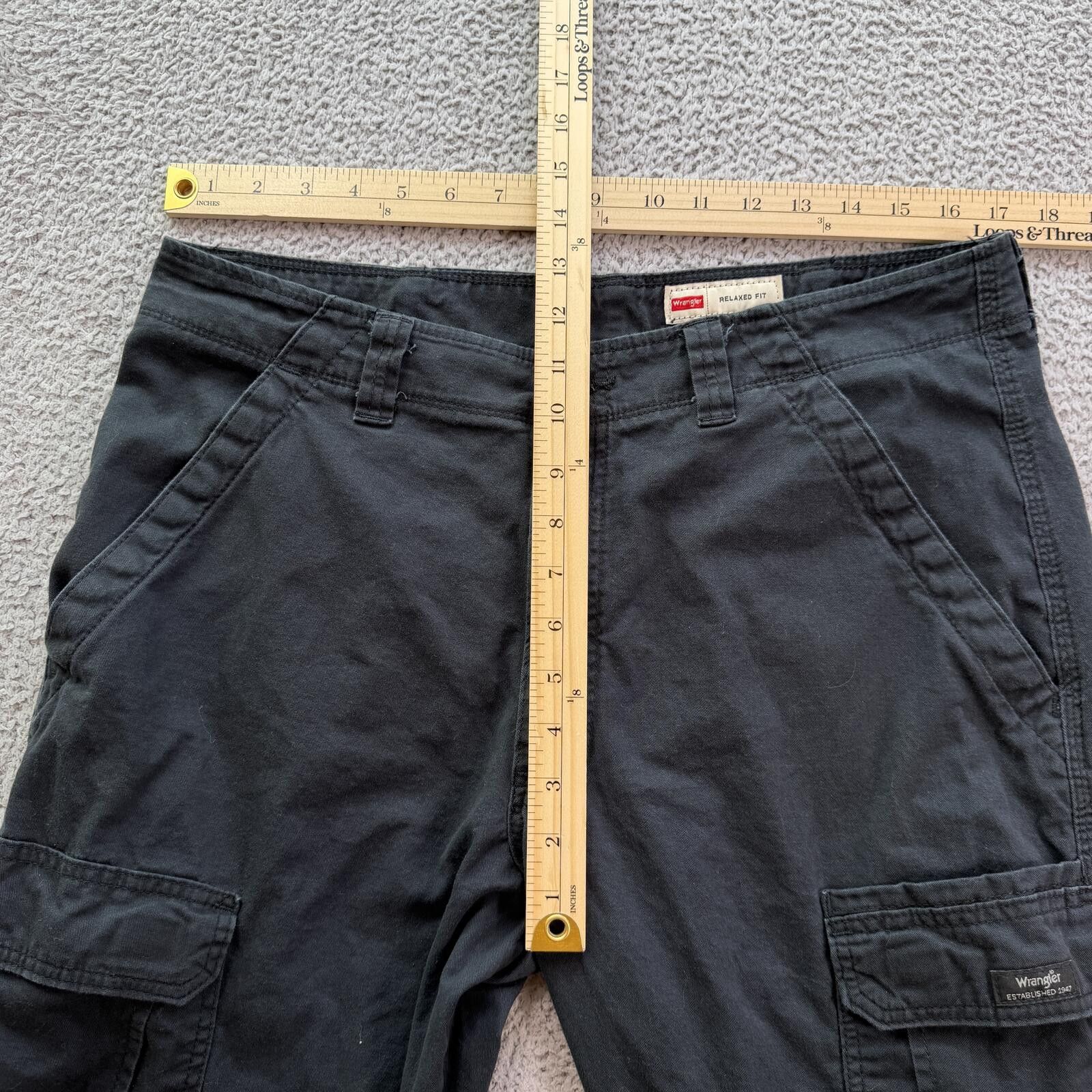 Wrangler Wrangler Relaxed Fit Black Cargo Pants Carpenter Pants 34x30 Size US 34 / EU 50 - 3 Thumbnail