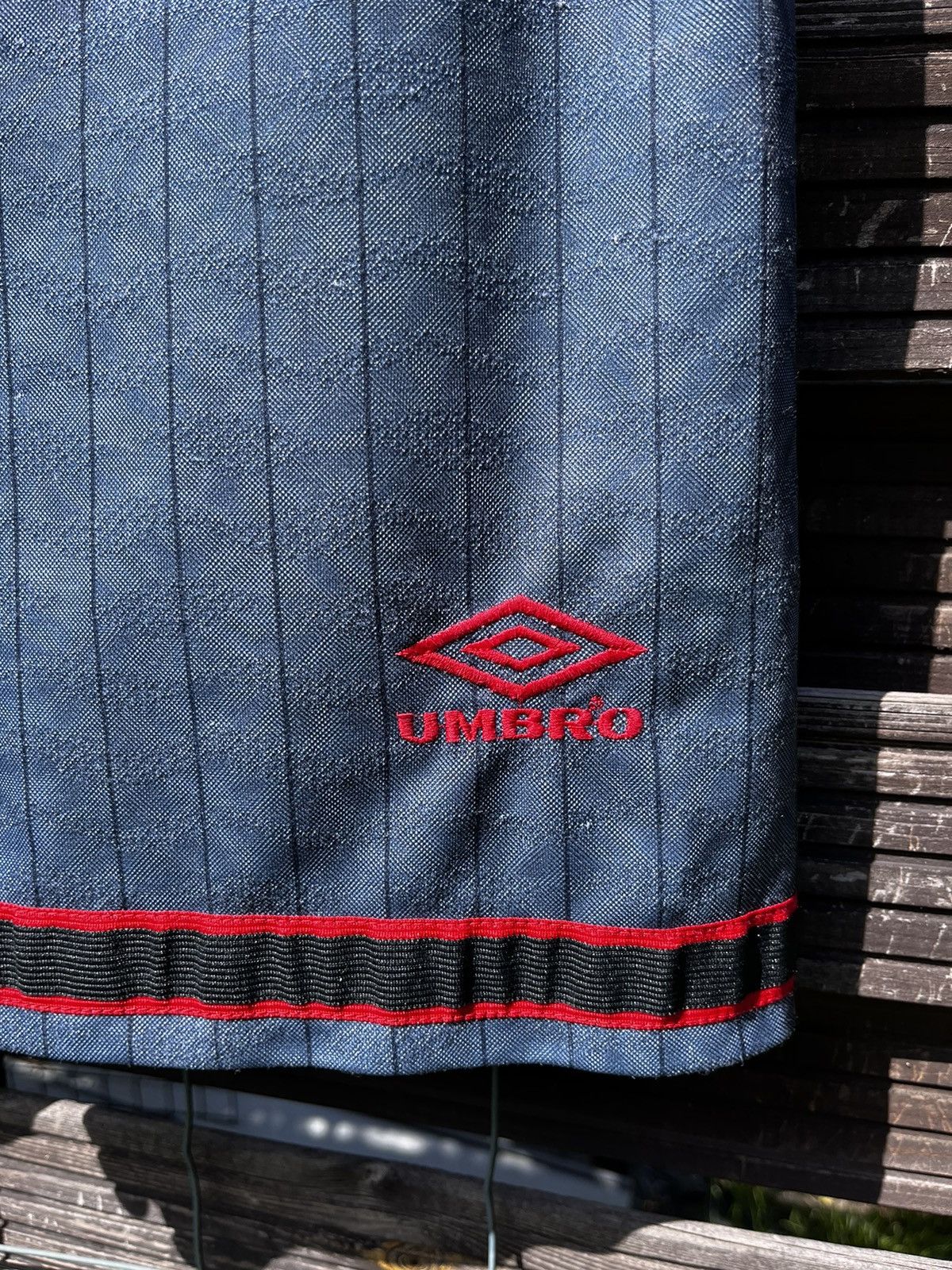 Vintage ⚽️ MANCHESTER UNITED 1995 1996 VINTAGE SOCCER SHORTS FOOTBALL Size US 34 / EU 50 - 4 Thumbnail