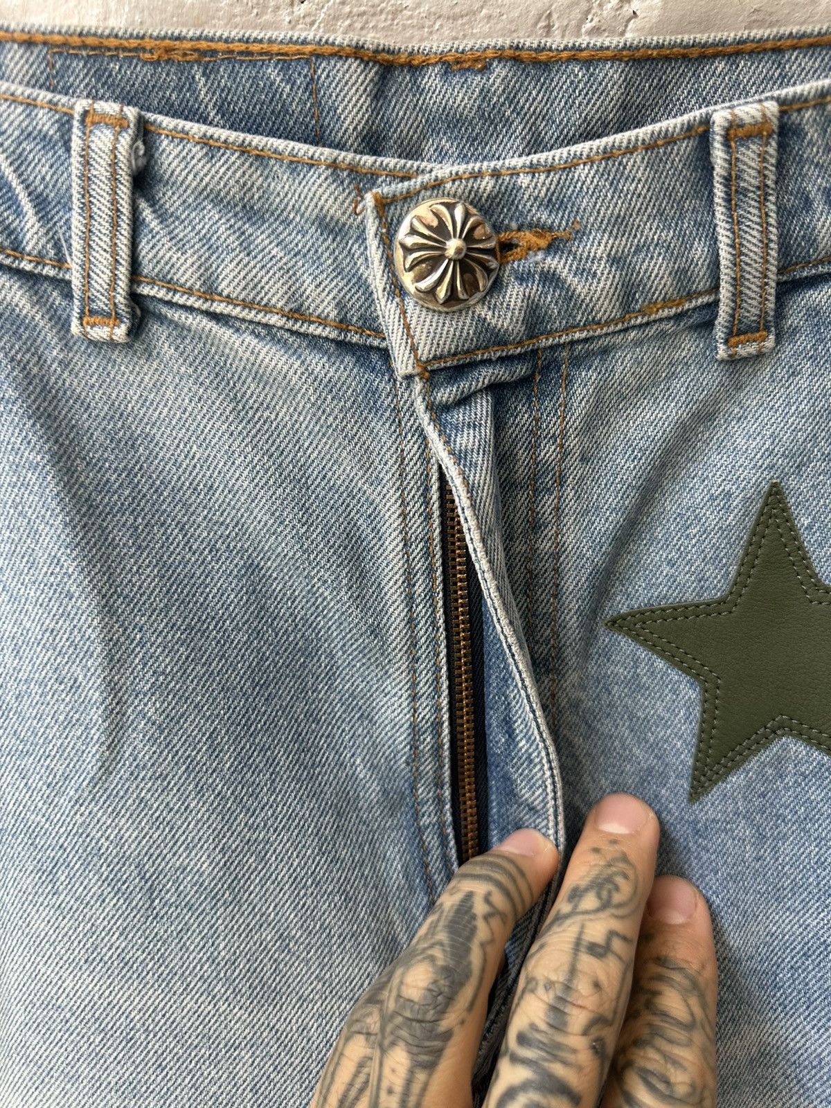 Chrome Hearts × Levi's Chrome Hearts 1 of 1 CAMO STAR SILVER PATCH JEANS 36 38 Size US 36 / EU 52 - 8 Thumbnail