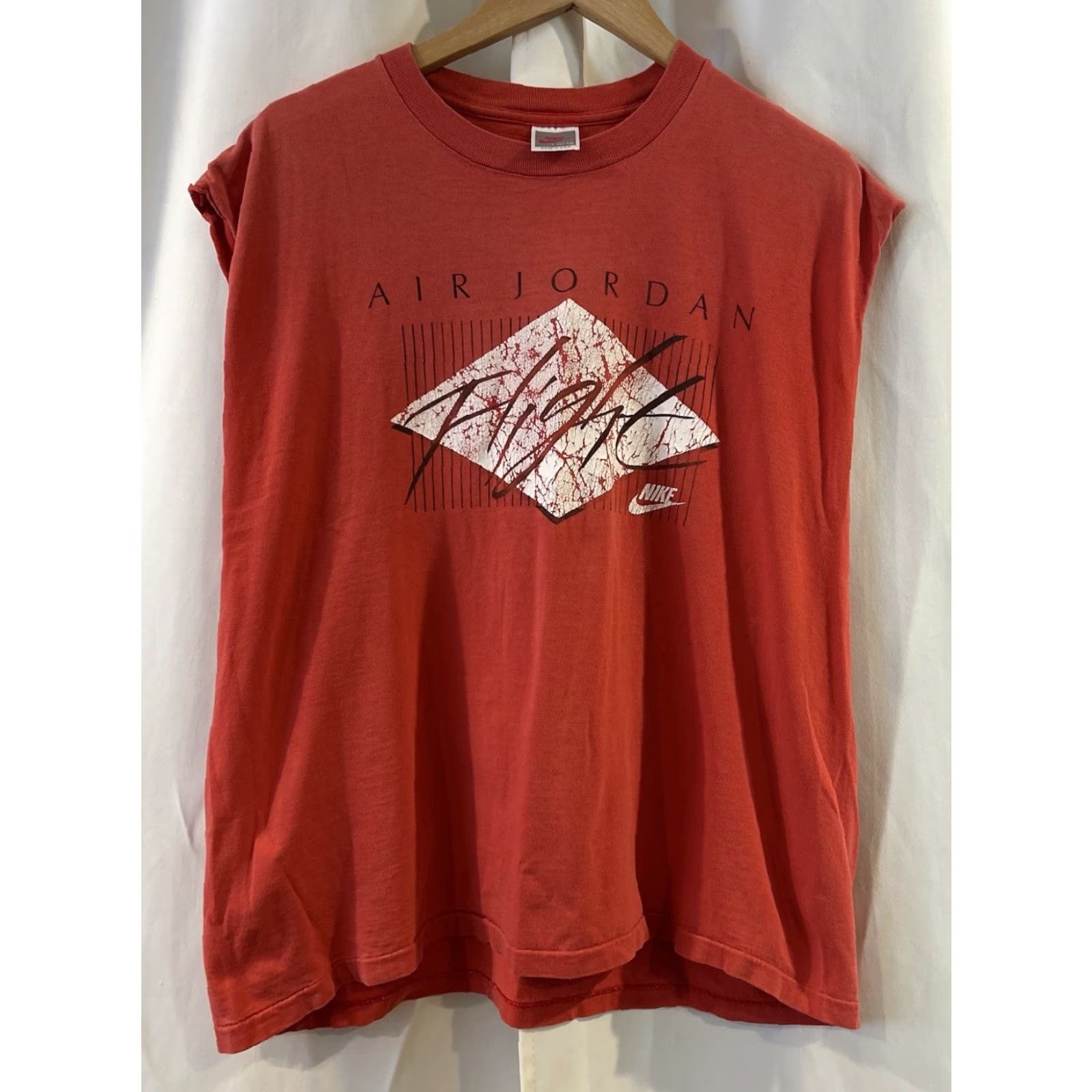Nike VINTAGE Nike Flight Air Jordan Shirt Gray Size Large Red Crew Neck Sleeveless Graphic Print Cotton Men's T-Shirt Nike Air Retro 90s Size US L / EU 52-54 / 3 - 2 Thumbnail