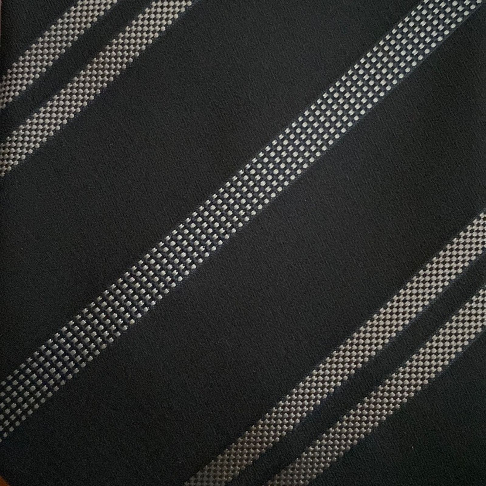 Giorgio Armani Giorgio Armani Men’s Silk Designer Tie Black Gray Stripe Size ONE SIZE - 4 Thumbnail