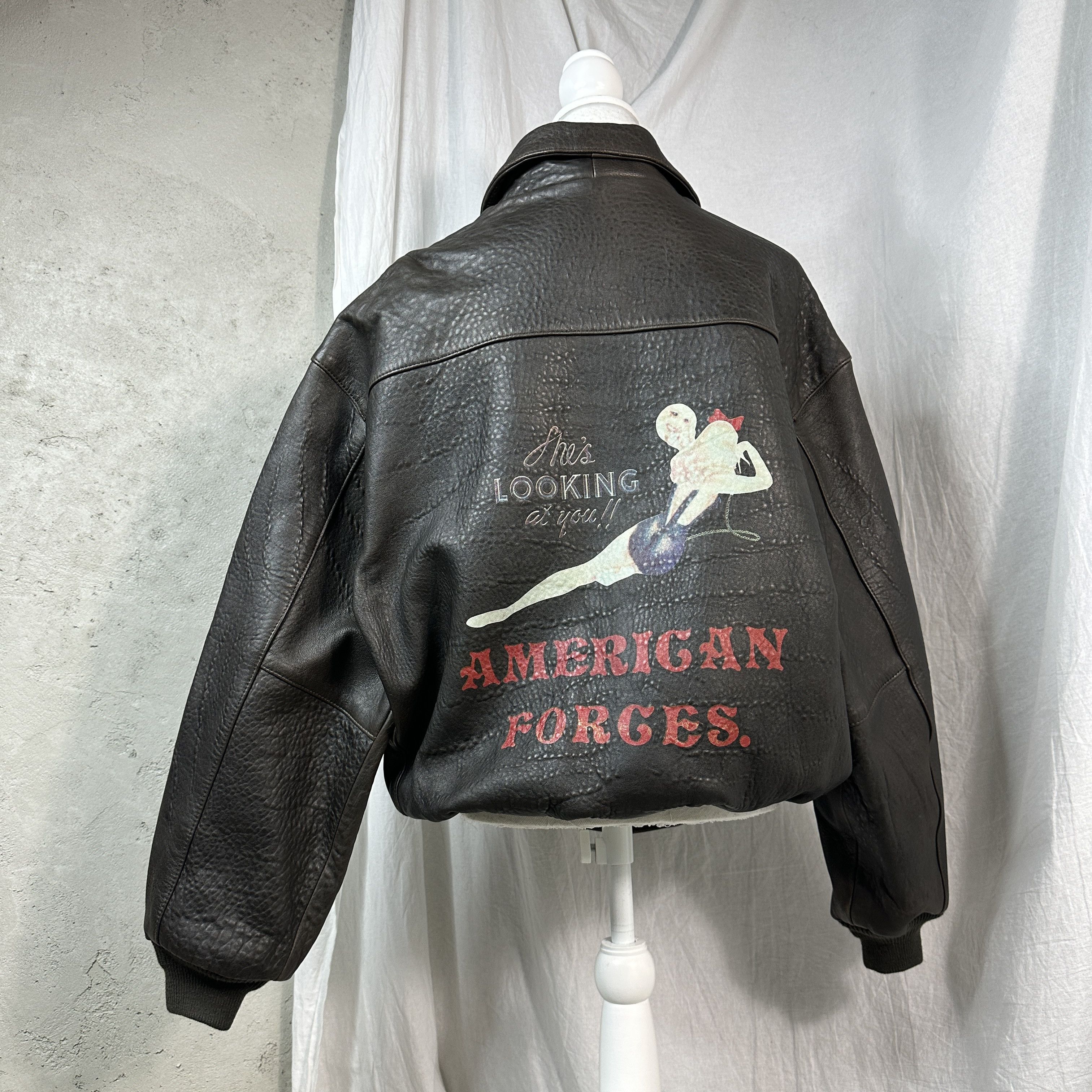 Vintage Vintage US Air Force Pinup Girl Leather Jacket Size US M / EU 48-50 / 2 - 9 Thumbnail
