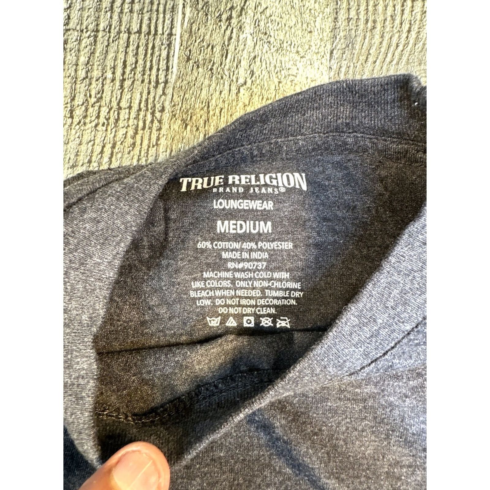 True Religion Women’s True Religion T-Shirt Medium Gray Shirt Women Size M VINTAGE? Size M / US 6-8 / IT 42-44 - 3 Thumbnail