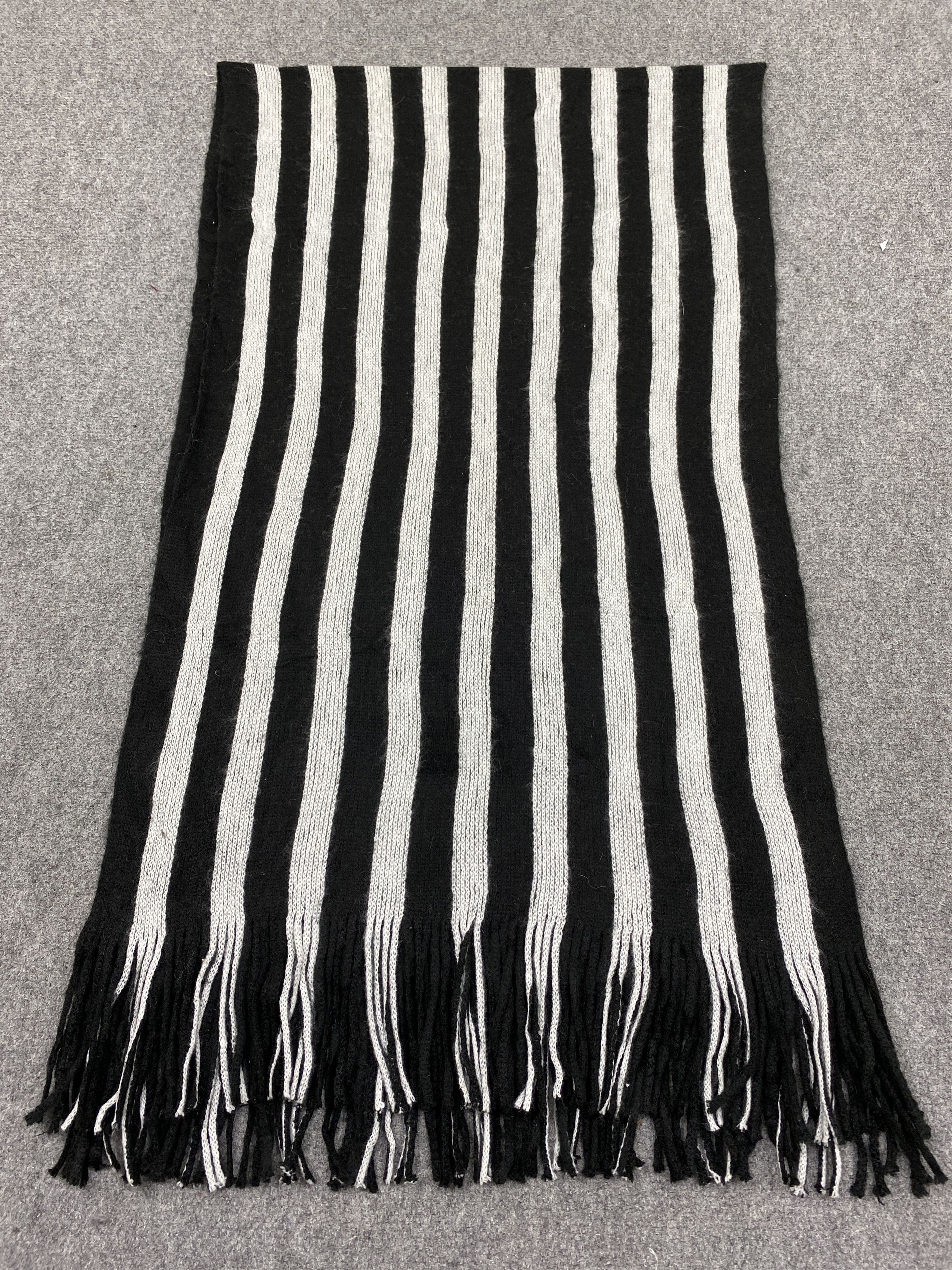 Japanese Brand Stripes Japanese Brand Scarf / Muffler - SC0349 Size ONE SIZE - 4 Thumbnail