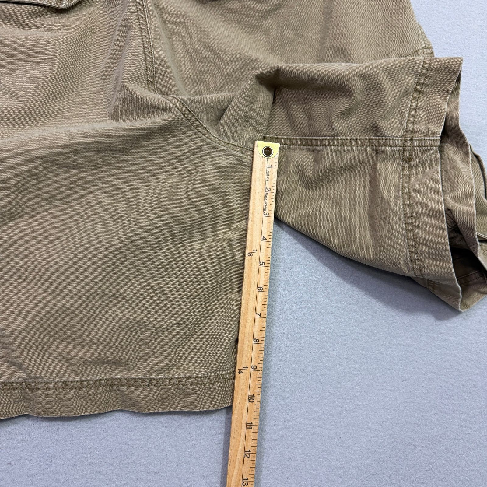 Old Navy Vintage Old Navy Cargo Shorts Men's 36 Tan 10" Inseam y2k Size US 36 / EU 52 - 12 Thumbnail