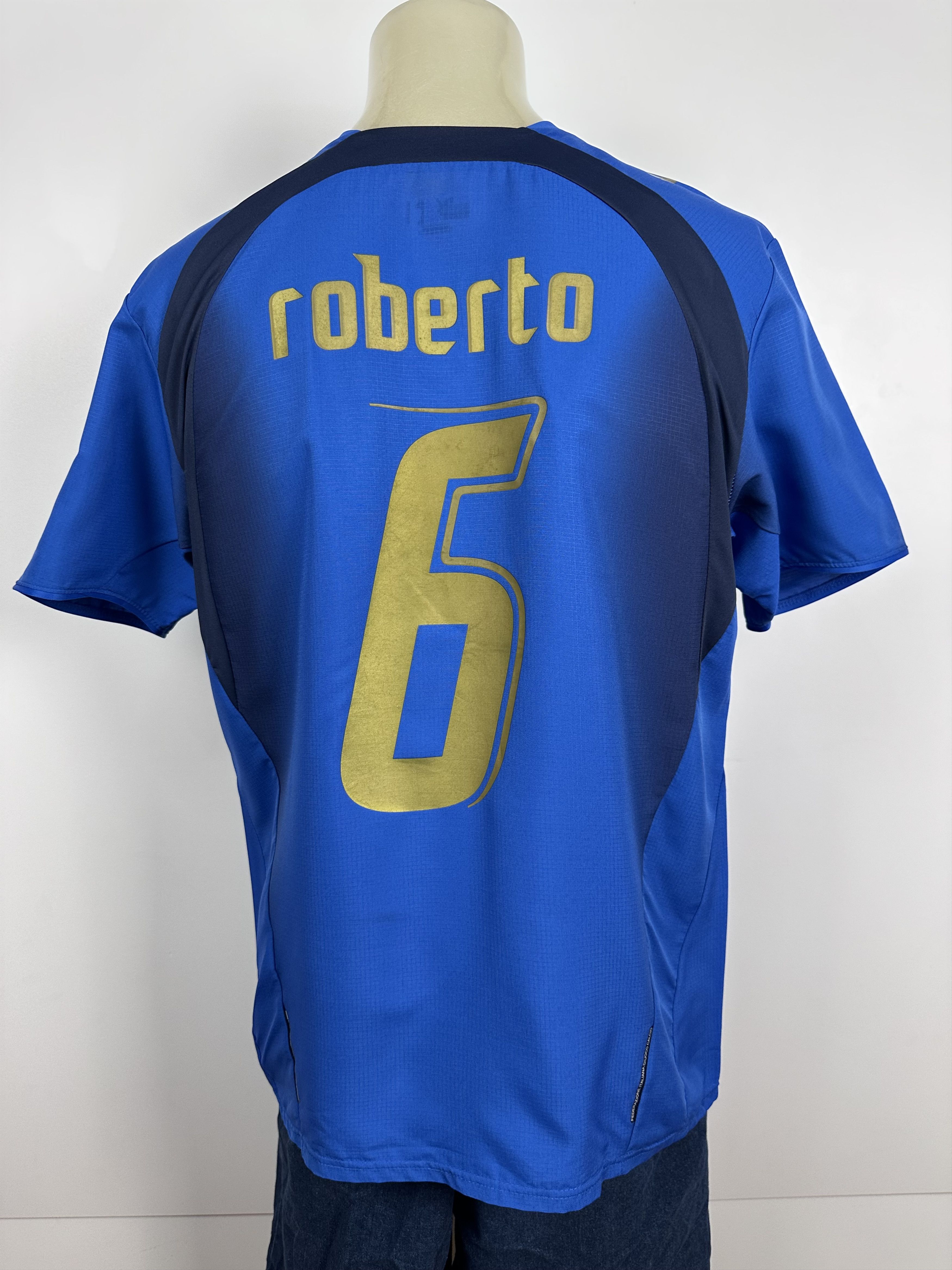 Puma × Vintage ITALY 2005 2006 HOME FOOTBALL SHIRT SOCCER JERSEY PUMA Size US M / EU 48-50 / 2 - 6 Thumbnail