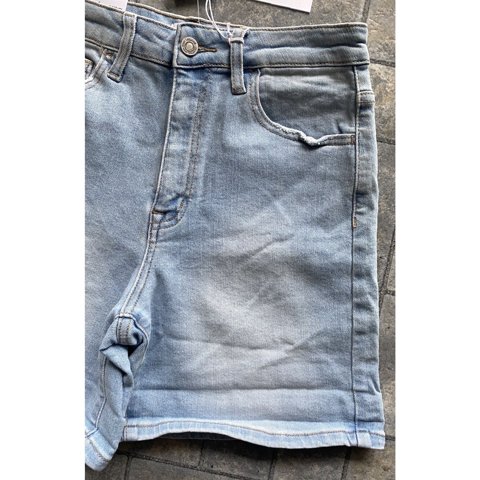 Denime Vervet Cortney Stretch Mom Shorts Women’s M Blue Denim Size 32" / US 10 / IT 46 - 2 Thumbnail