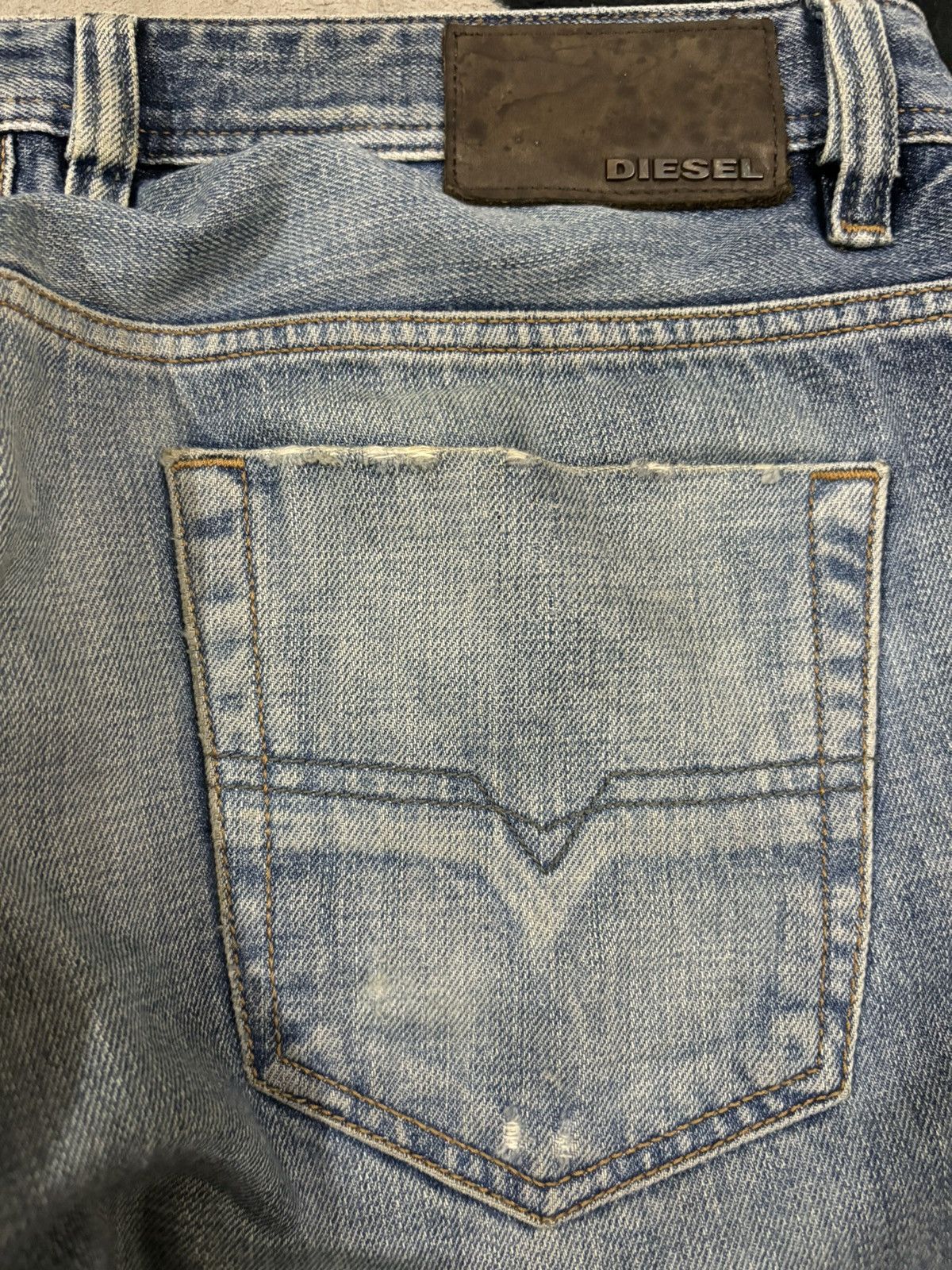 Diesel Vintage Diesel Industry Mud Wash Loose Fit Distressed Jeans Size US 34 / EU 50 - 14 Thumbnail